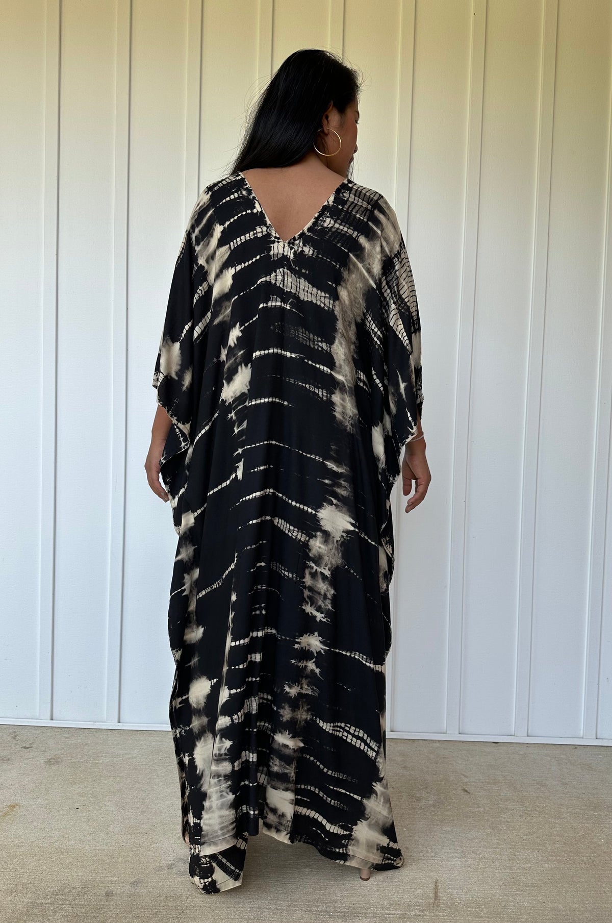 MALA handworks  iynta kaftan in Black Tie Dye