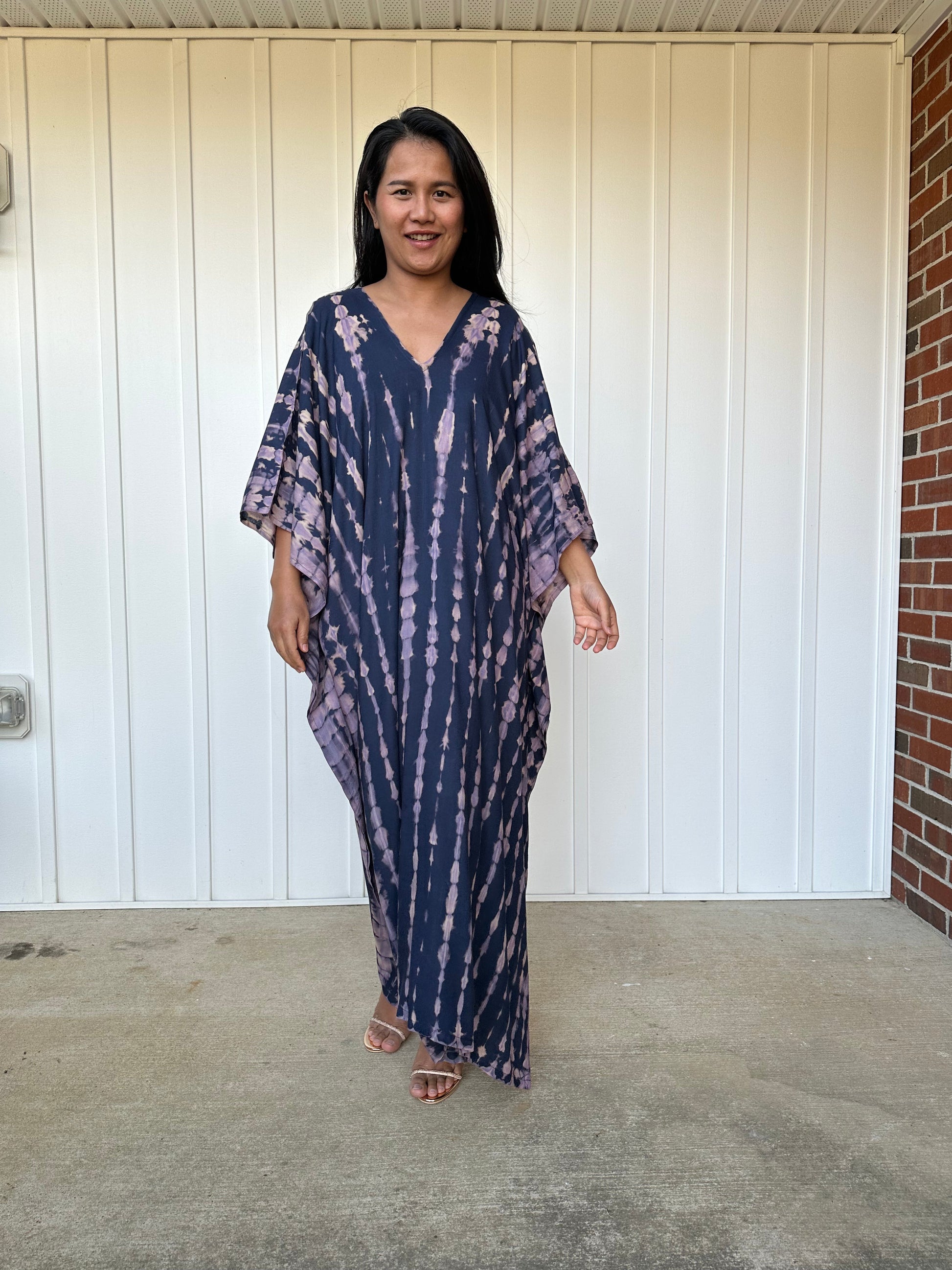 MALA handworks iynta Kaftan in Dark Blue and Purple Tie Dye