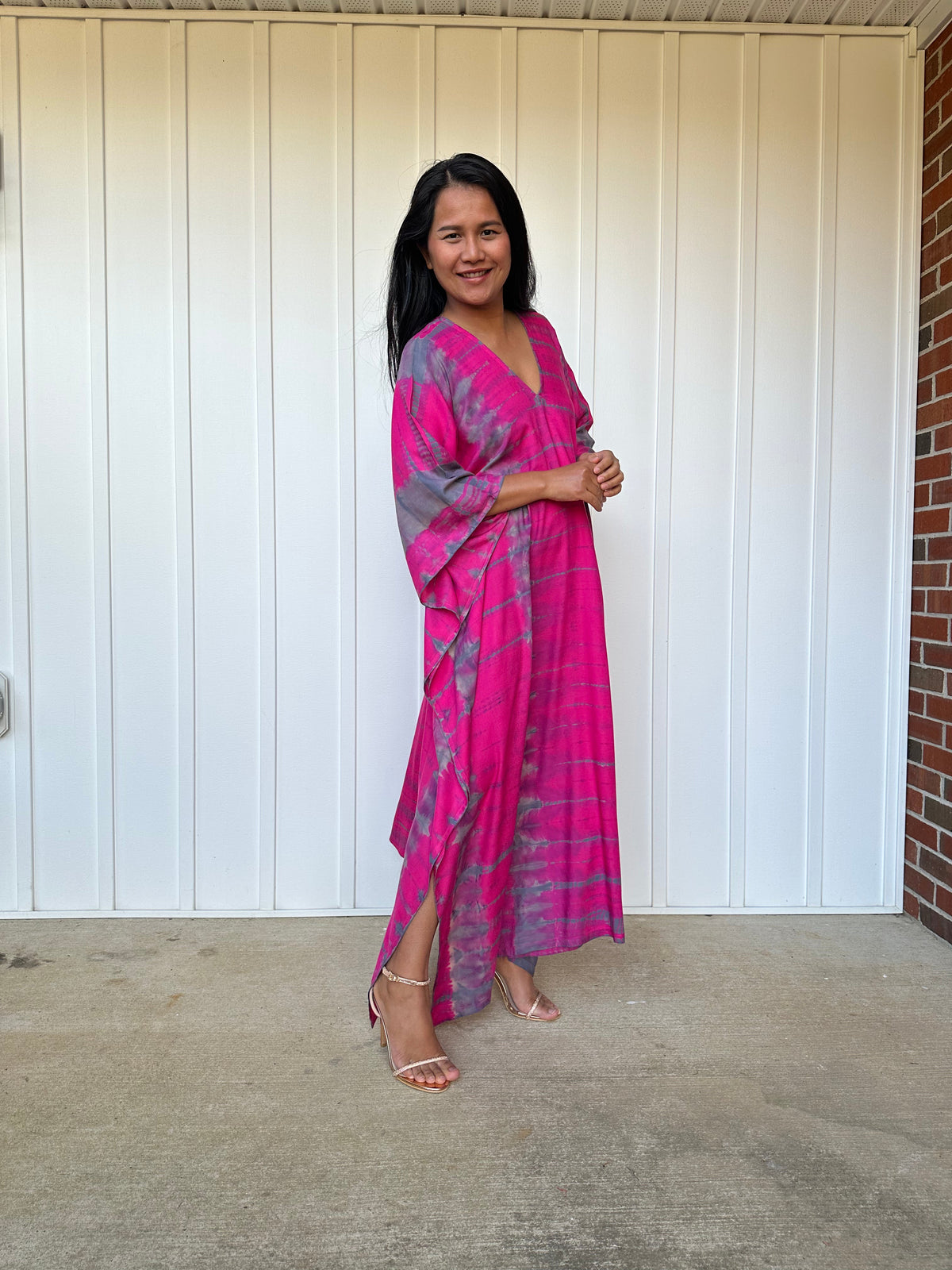 MALA handworks iynta Kaftan in Fuchsia and Gray Tie Dye