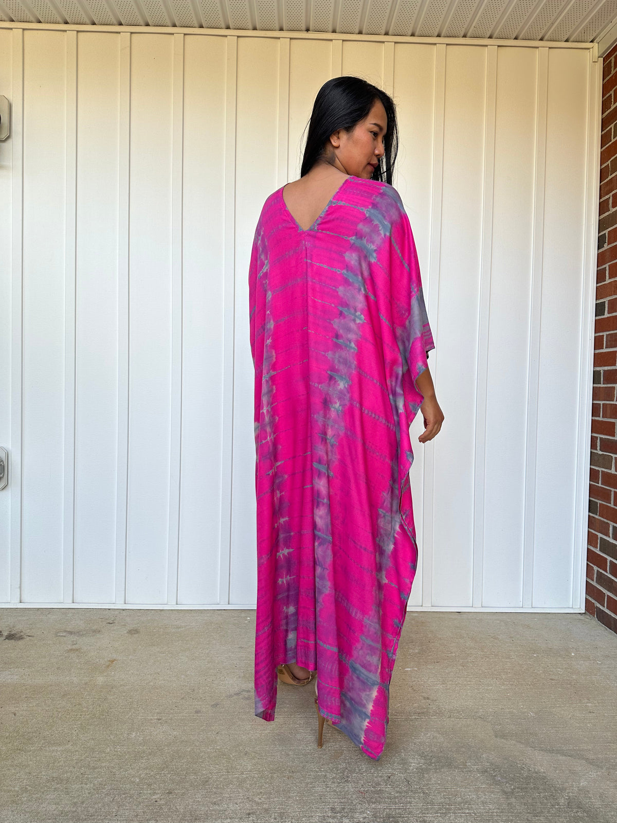 MALA handworks iynta Kaftan in Fuchsia and Gray Tie Dye