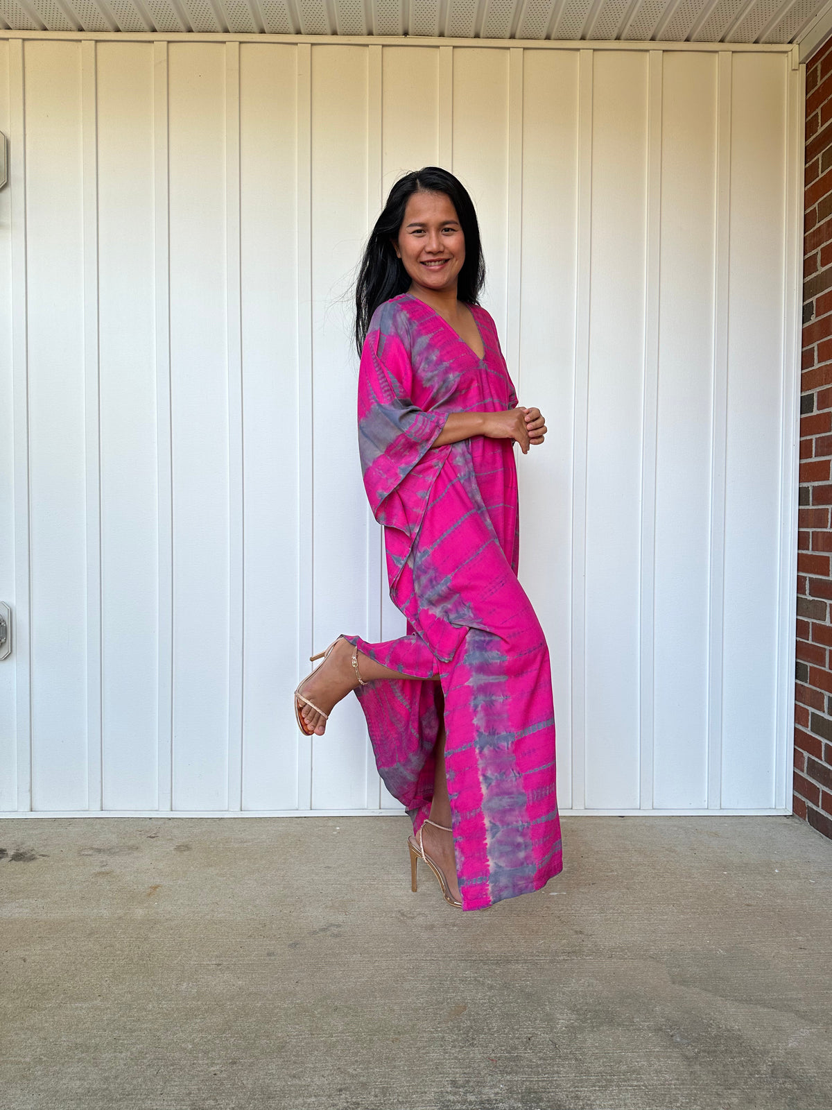 MALA handworks iynta Kaftan in Fuchsia and Gray Tie Dye
