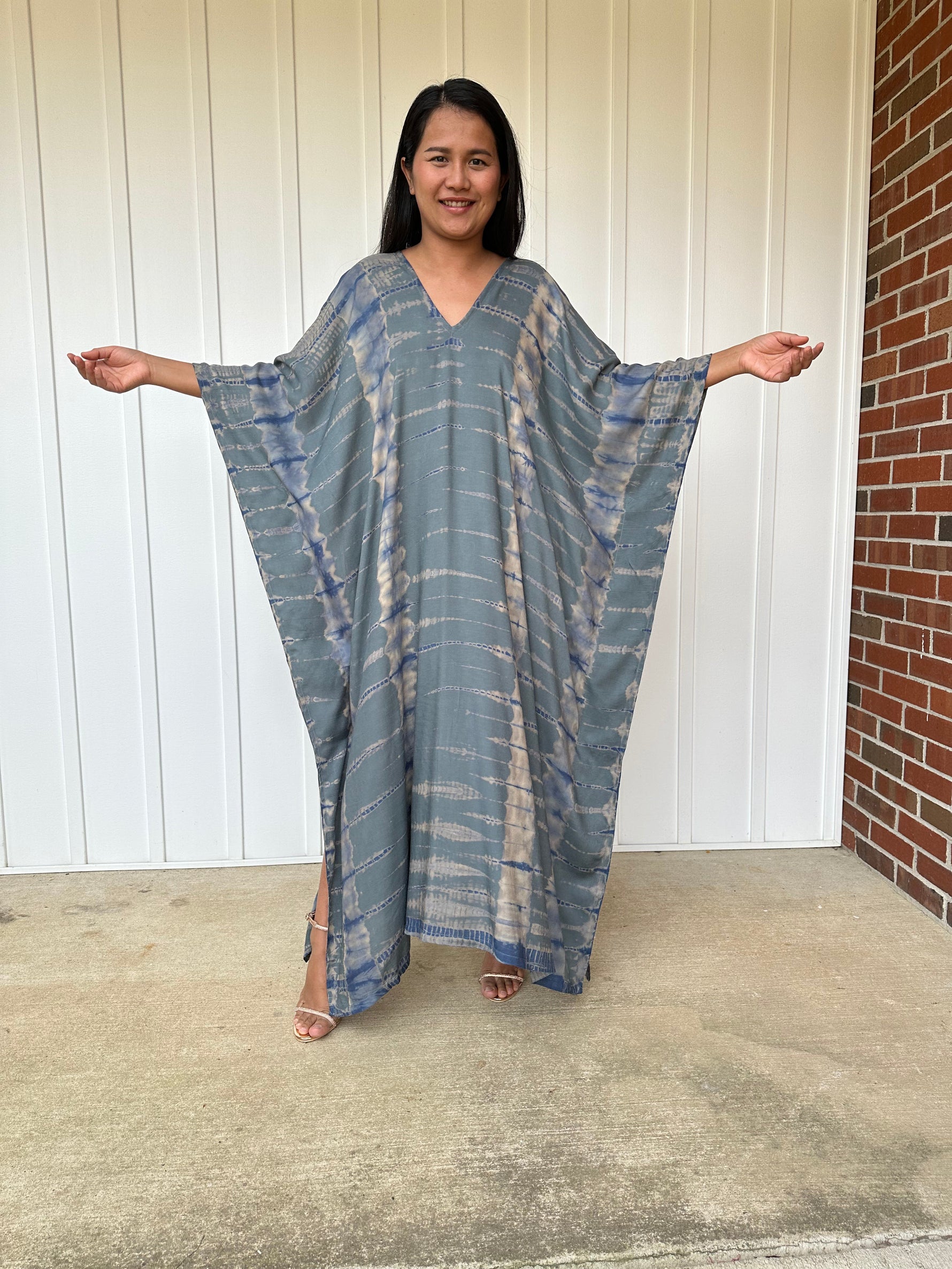 MALA handworks iynta Kaftan in Gray and Blue Tie Dye