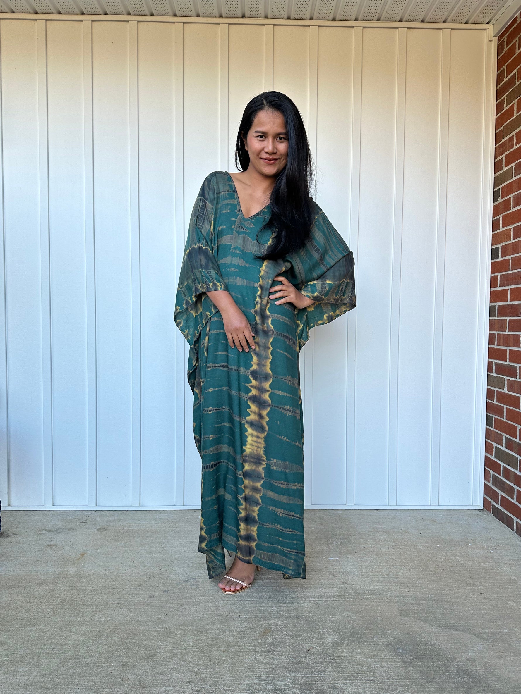 MALA handworks iynta Kaftan in Green and Black Tie Dye