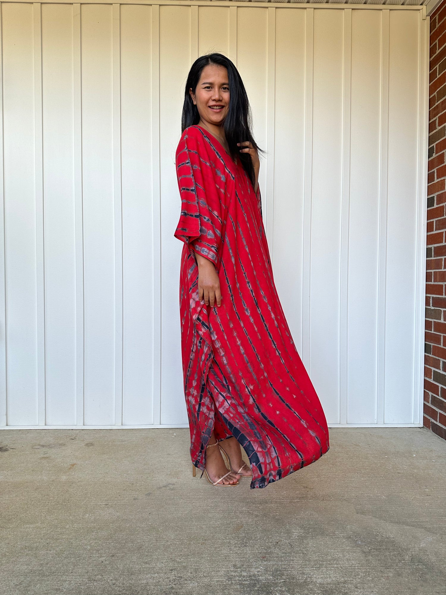 MALA handworks iynta Kaftan in Red and Black Tie Dye