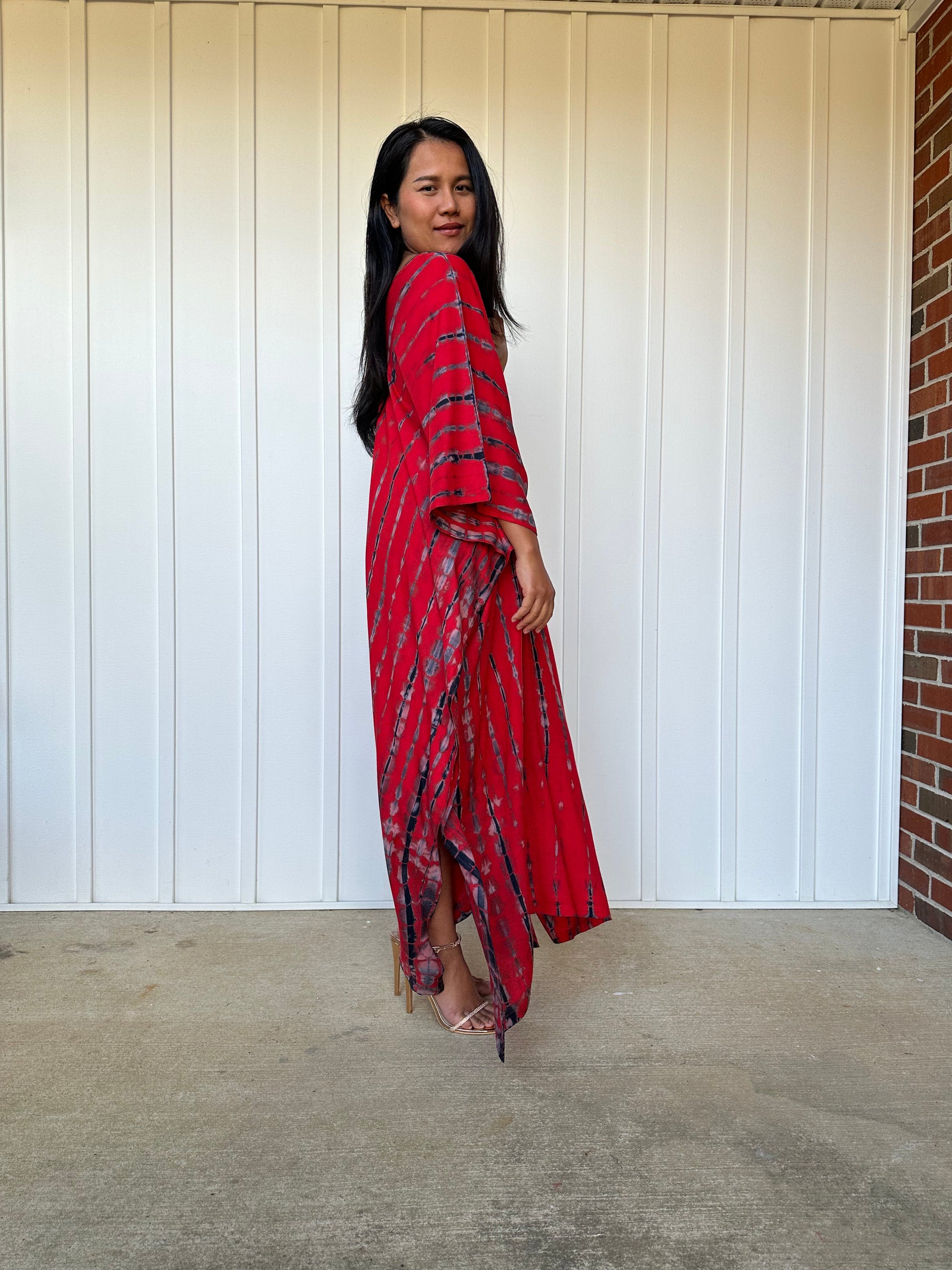 MALA handworks iynta Kaftan in Red and Black Tie Dye