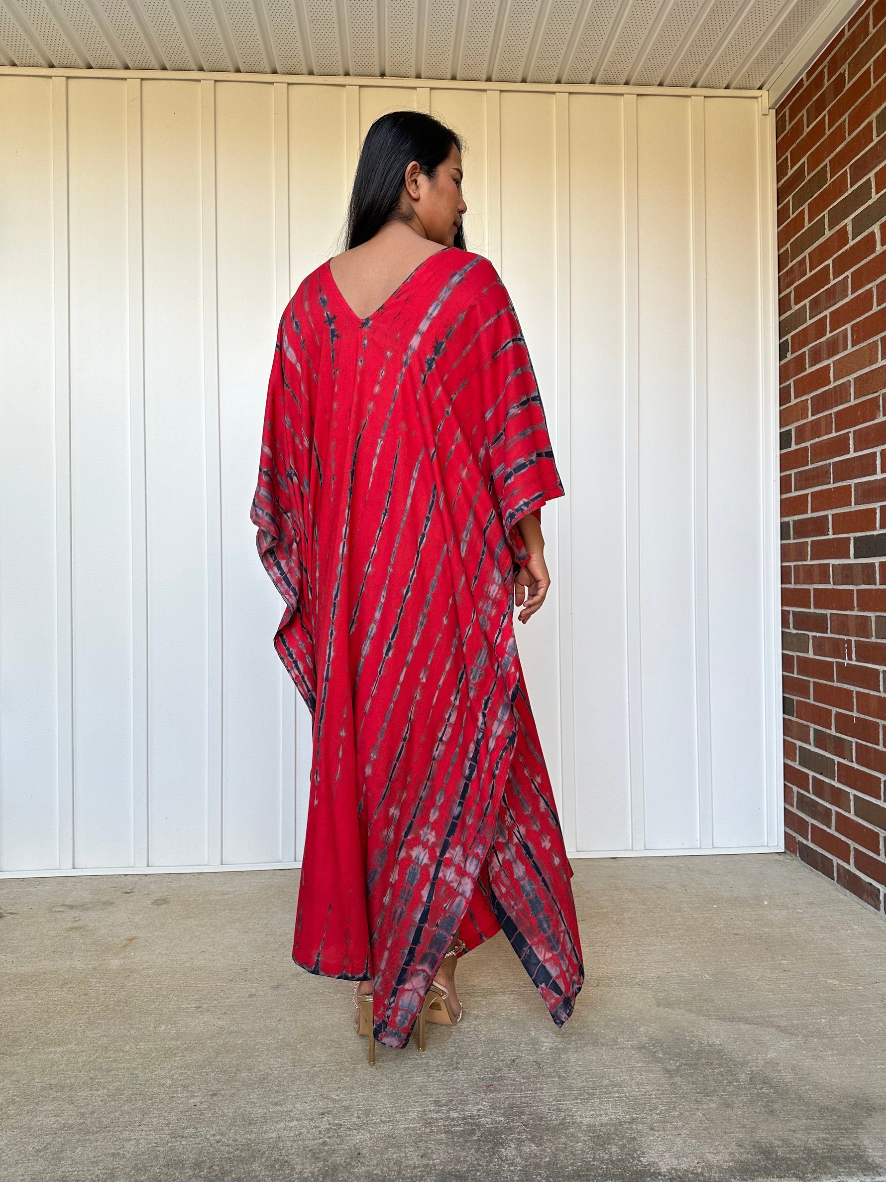MALA handworks iynta Kaftan in Red and Black Tie Dye