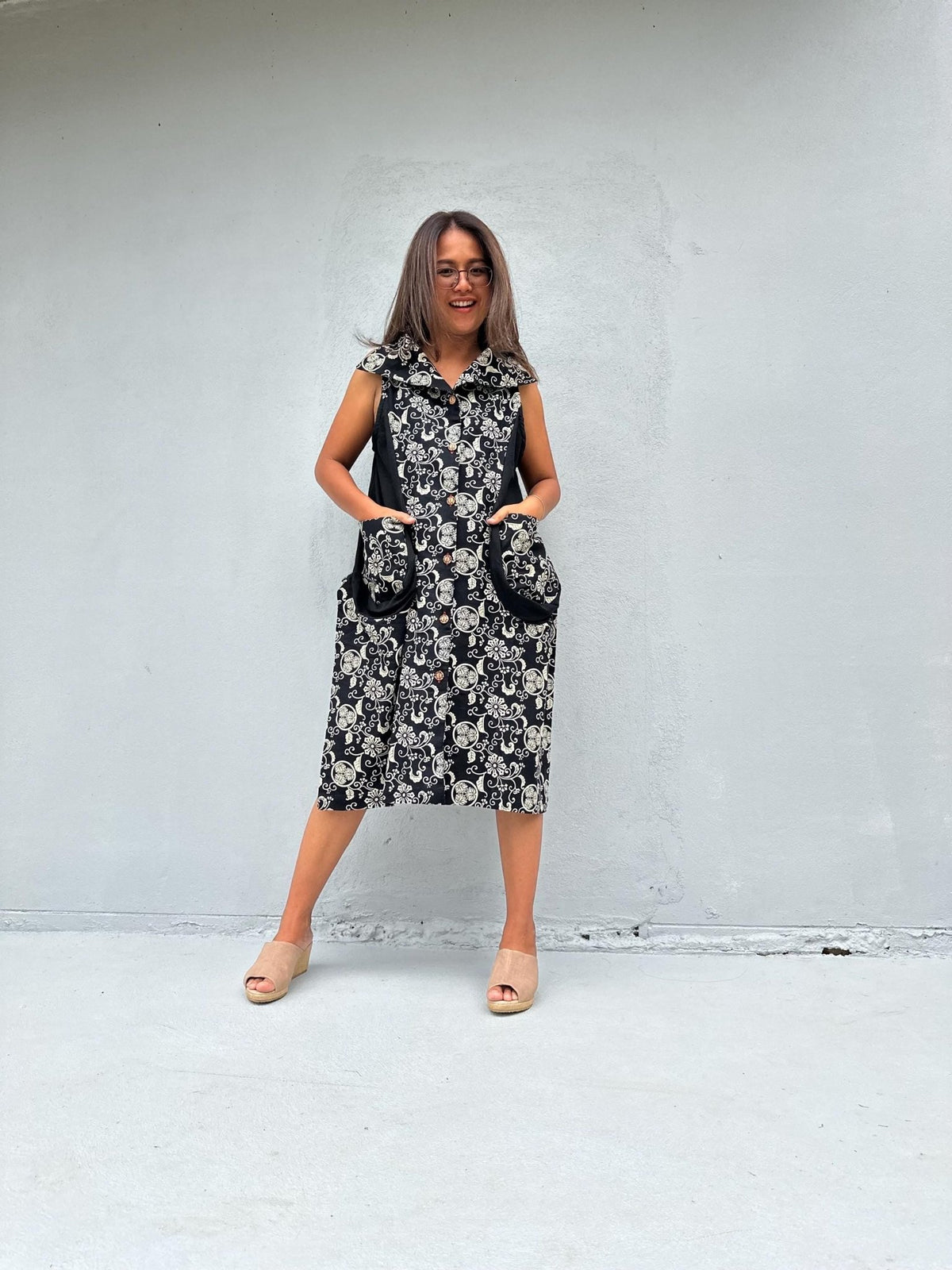 Kaia Posy Sleeveless Dress in Black & Cream-KM-6-Mala Handworks