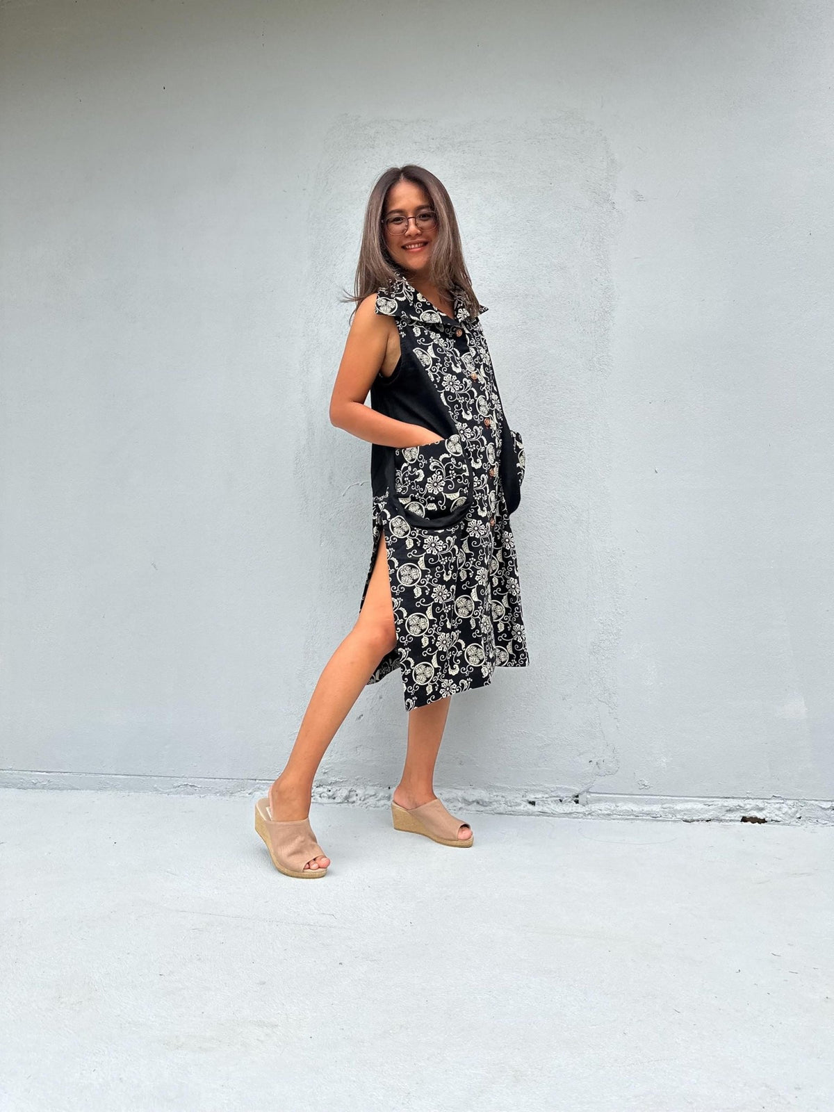 Kaia Posy Sleeveless Dress in Black & Cream-KM-6-Mala Handworks