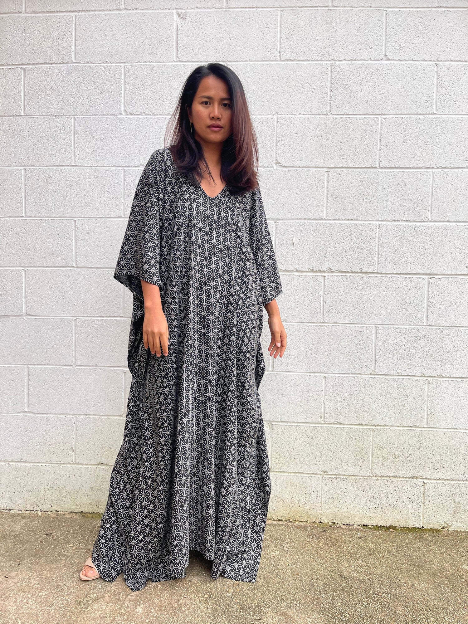 MALA handworks Luna Kaftan in Black and Geometric Silkscreen