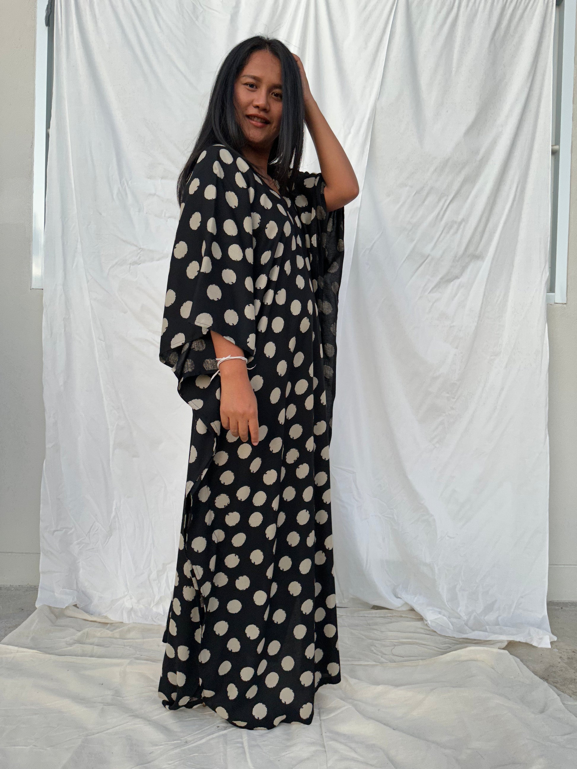 MALA handworks Luna Kaftan in Black and Orbs Silk Screen