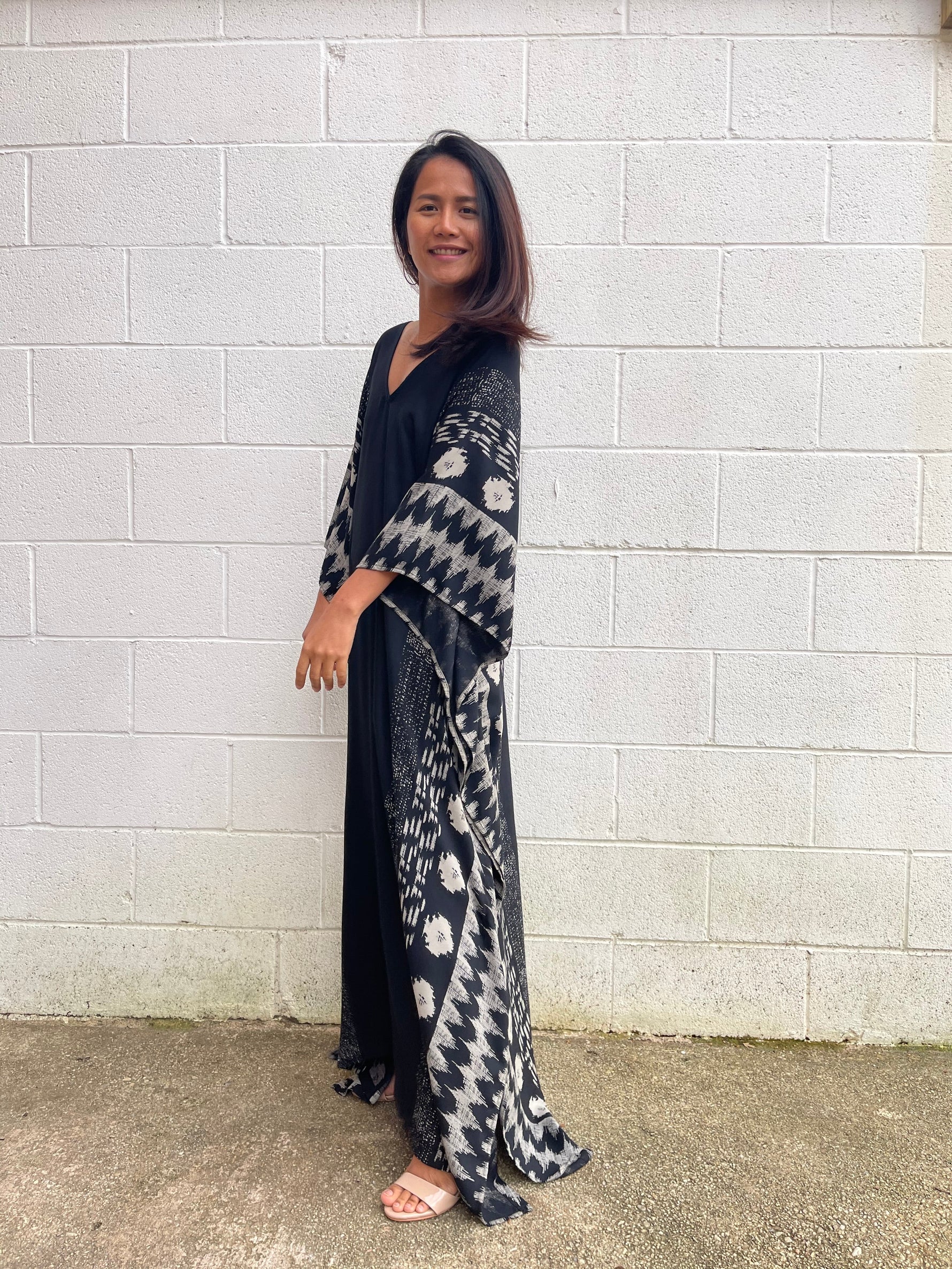 MALA handworks Luna Kaftan in Black and Pattern Silkscreen