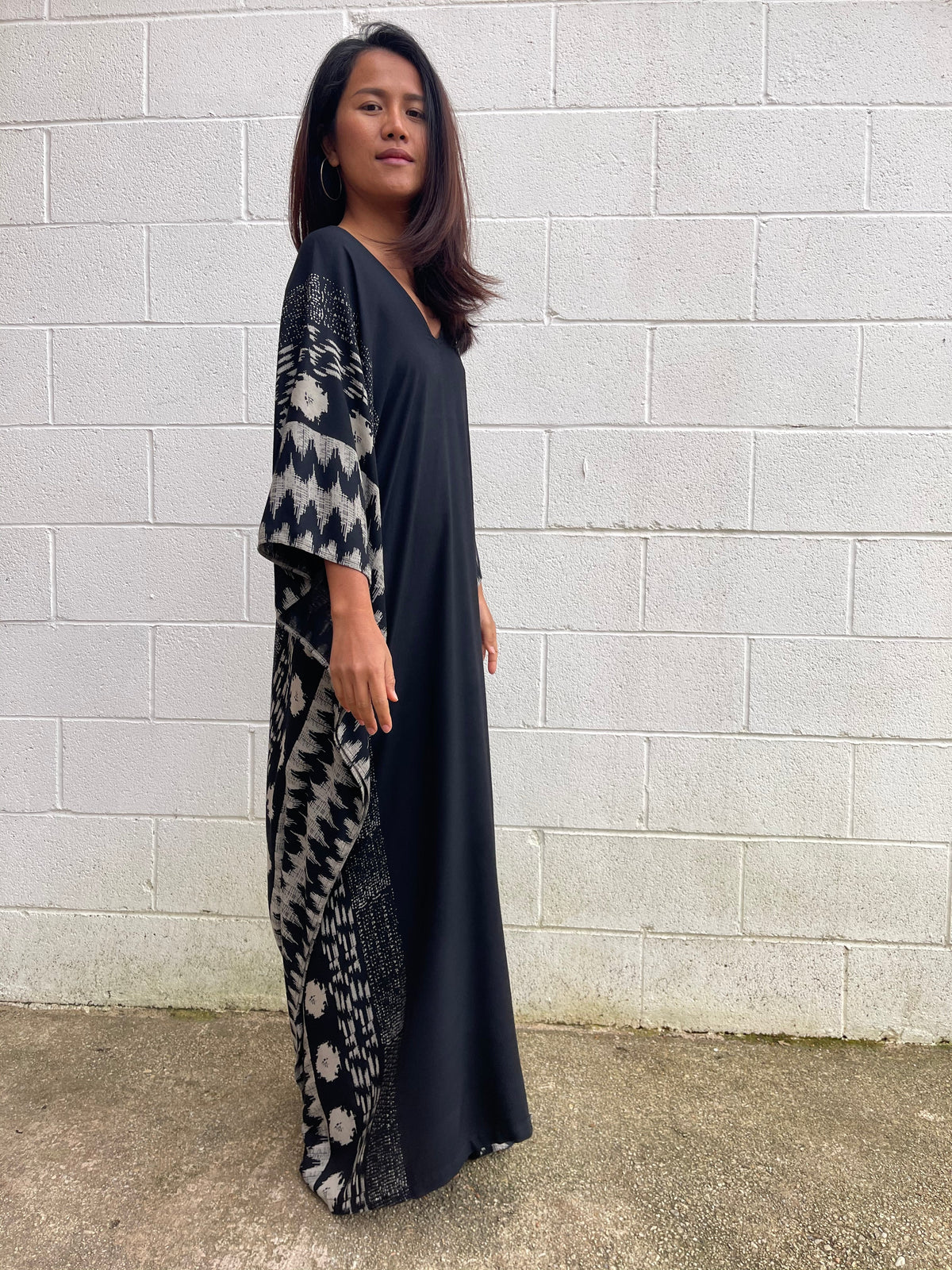 MALA handworks Luna Kaftan in Black and Pattern Silkscreen