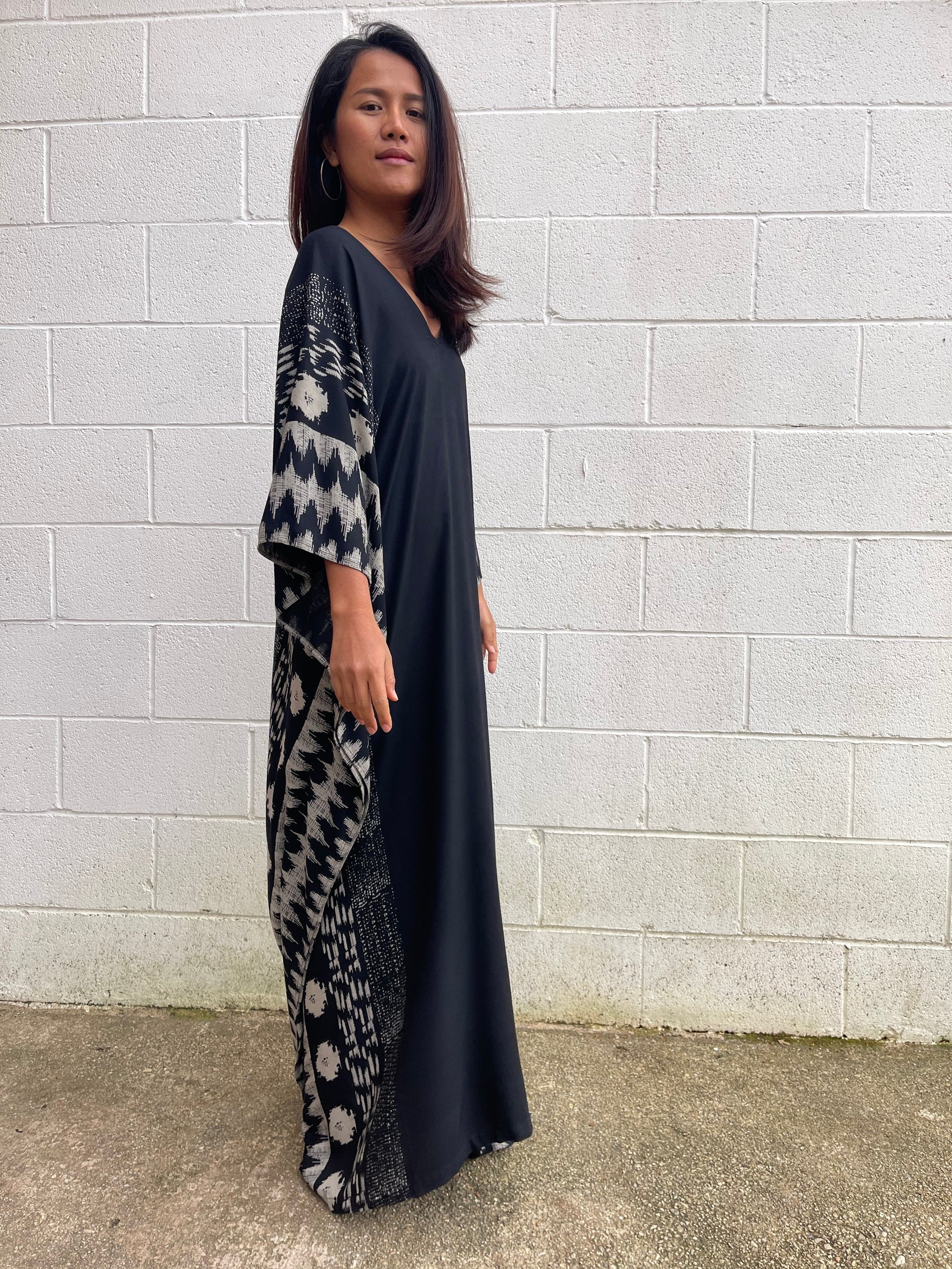 MALA handworks Luna Kaftan in Black and Pattern Silkscreen