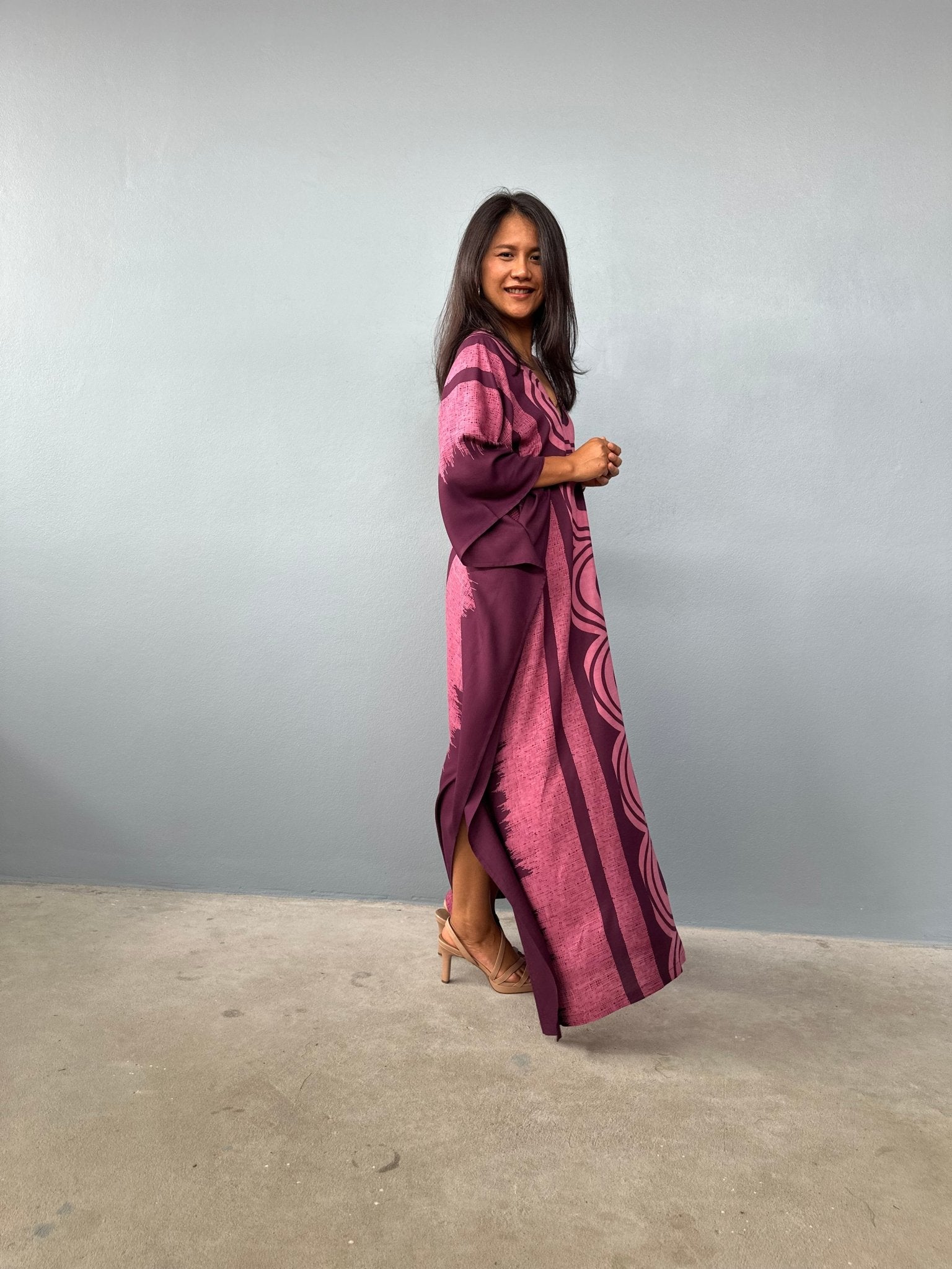 Mala Handworks Luna Kaftan in Eggplant Echoeye Pattern