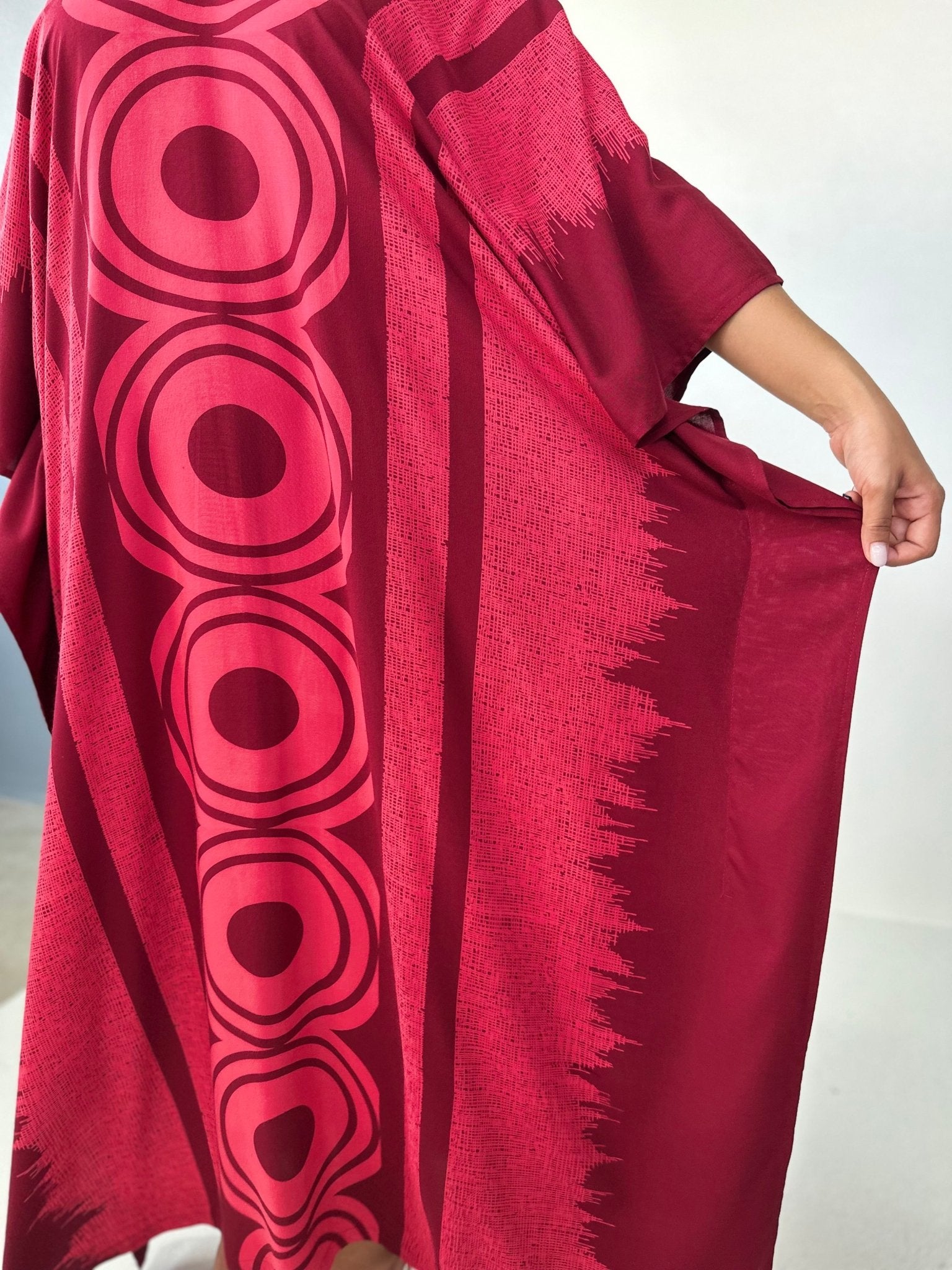 Mala Handworks Luna Kaftan in Merlot Echoeye Pattern