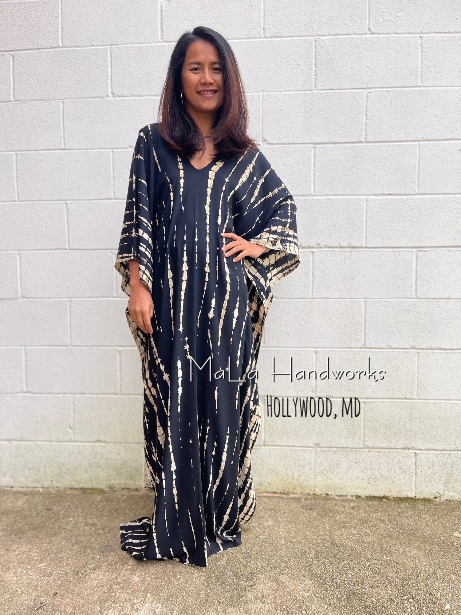 MALA handworks  Mala Kaftan in Black Tie Dye