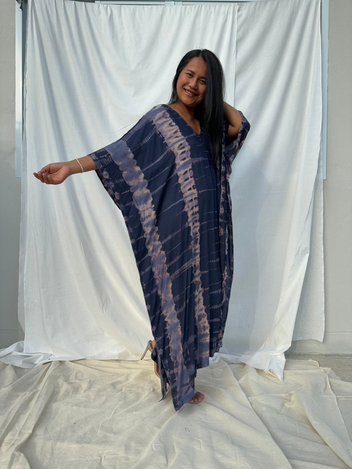 MALA handworks MaLa Kaftan in Dark Blue and Lavender