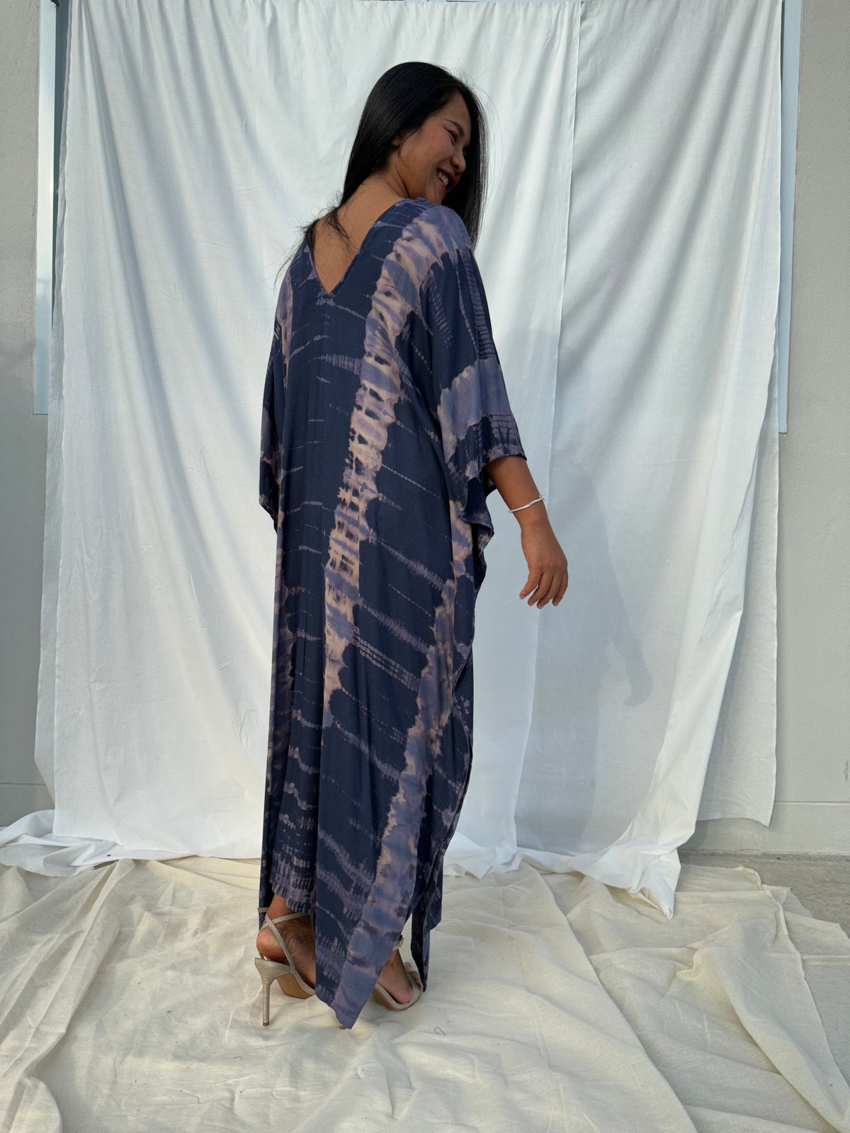 MALA handworks MaLa Kaftan in Dark Blue and Lavender