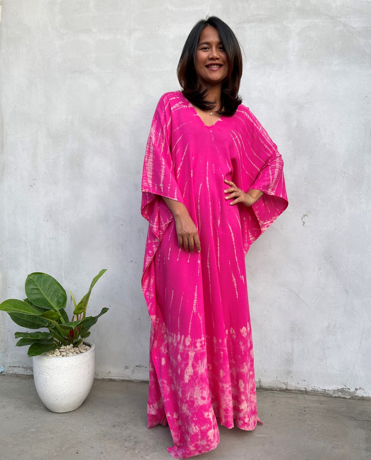 MALA handworks Mala Kaftan in Fuchsia