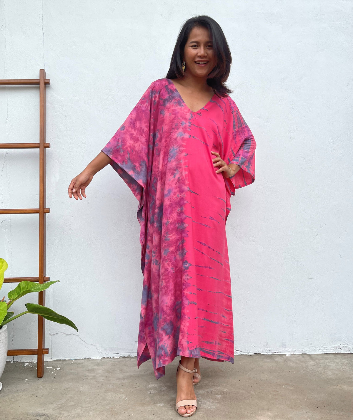 MALA handworks Mala Kaftan in Fuchsia and Gray Purple Tie Dye
