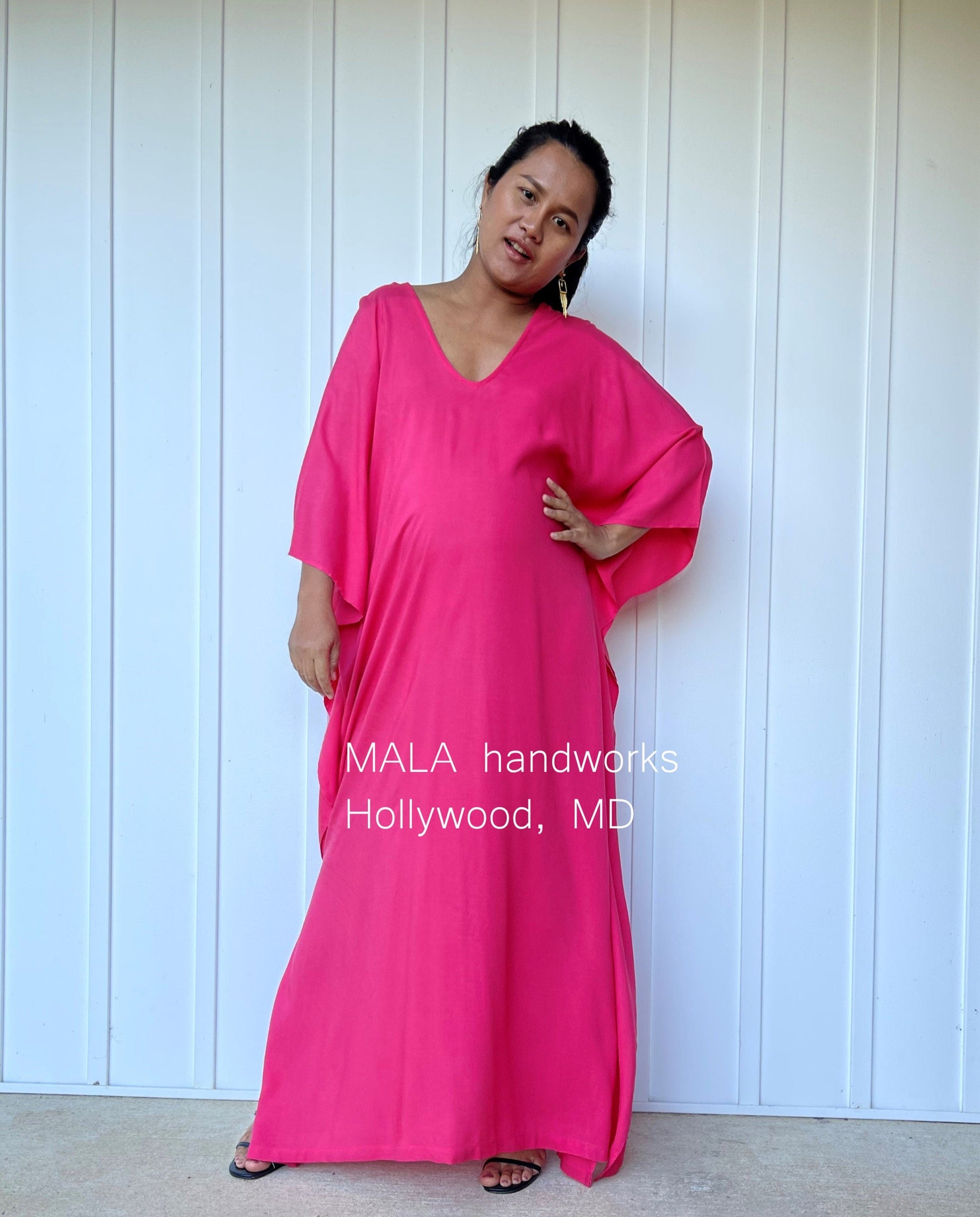 MALA handworks  Mala Kaftan in Fuchsia Pink