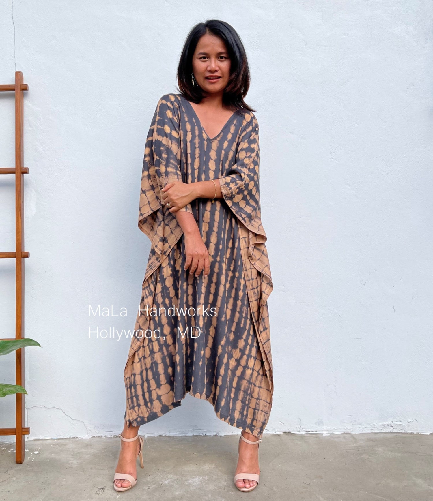 MALA handworks  Mala Kaftan in Gray and Umber Brown Tie Dye