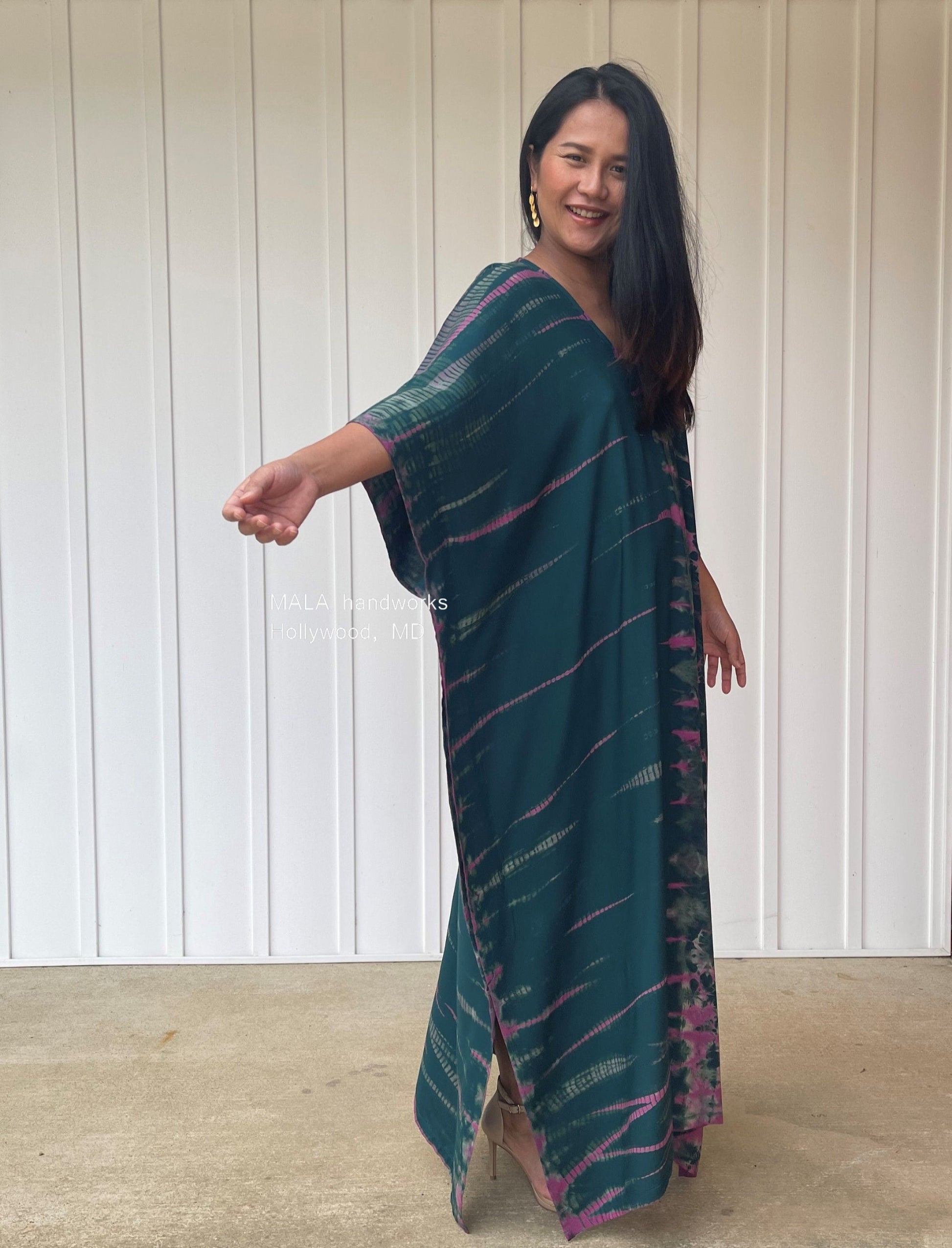 MALA handworks  Mala Kaftan in Green and Fuchsia Tie Dye