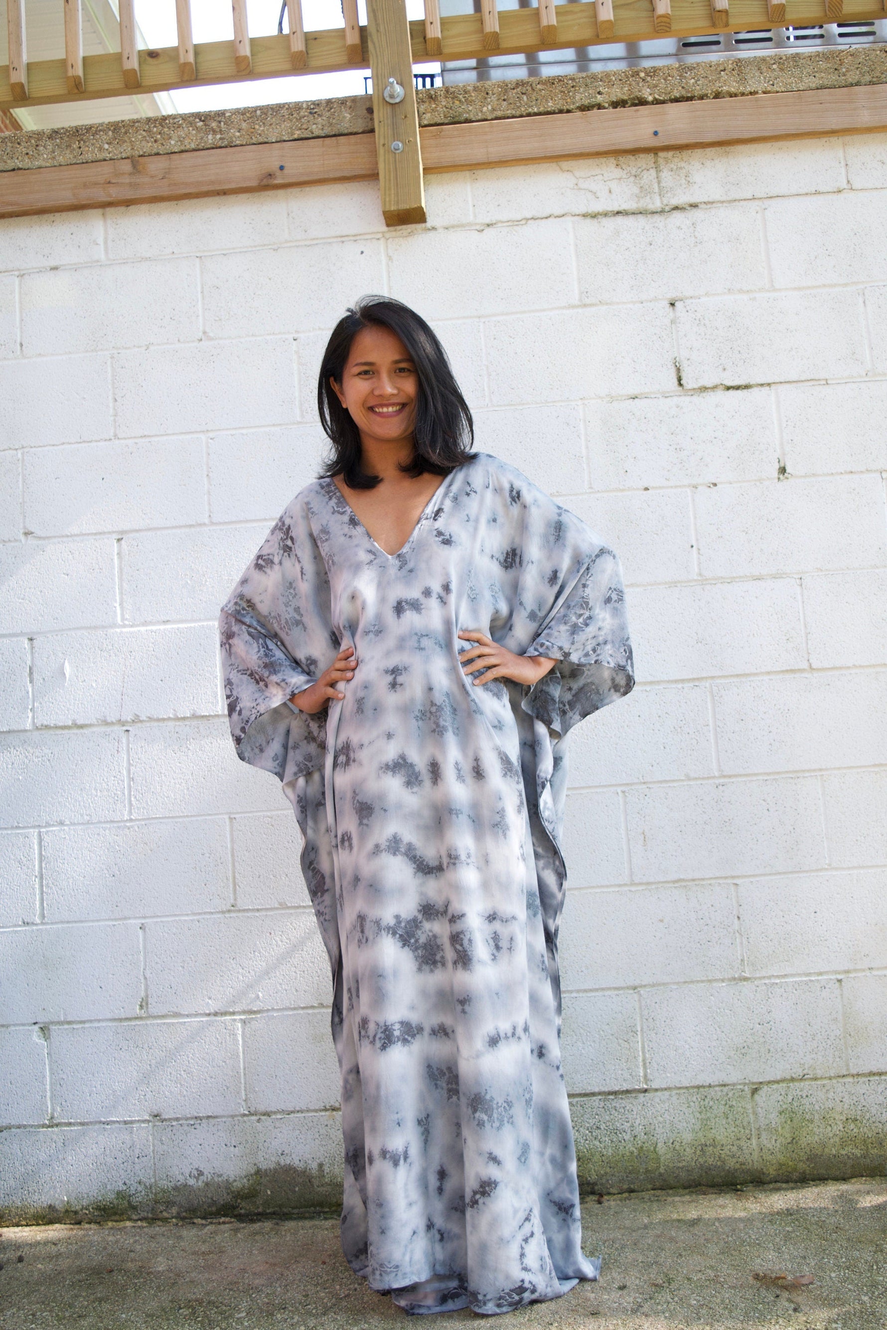MALA handworks  Mala kaftan in White and Gray Tie Dye