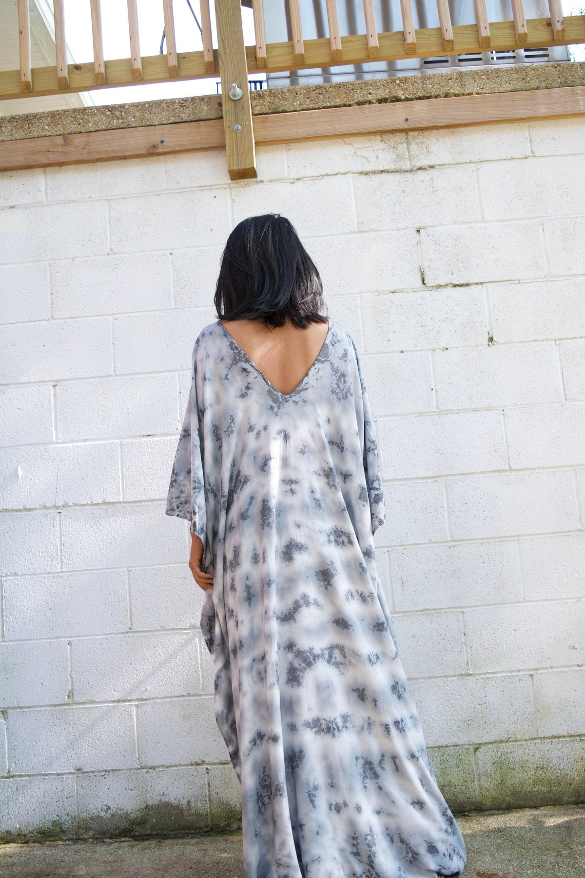 MALA handworks  Mala kaftan in White and Gray Tie Dye