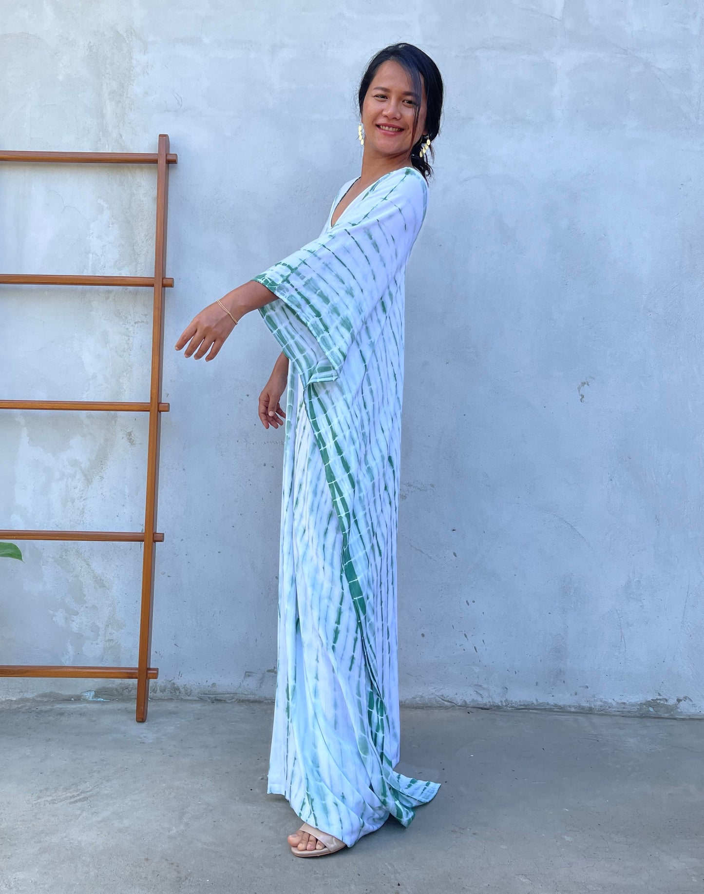 MALA handworks Mala Kaftan in White and Green Tie Dye