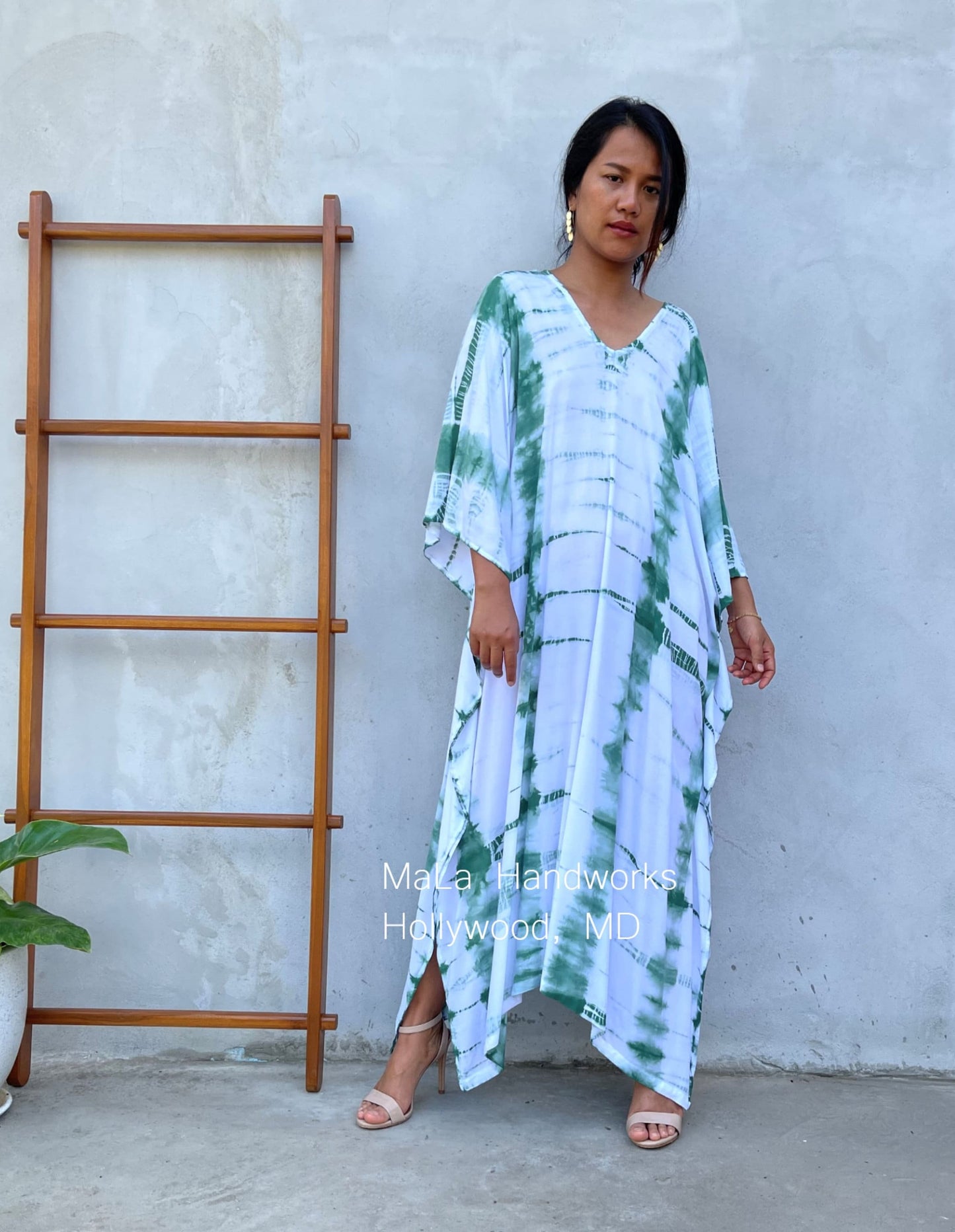 MALA handworks  Mala Kaftan in White and Green Tie Dye