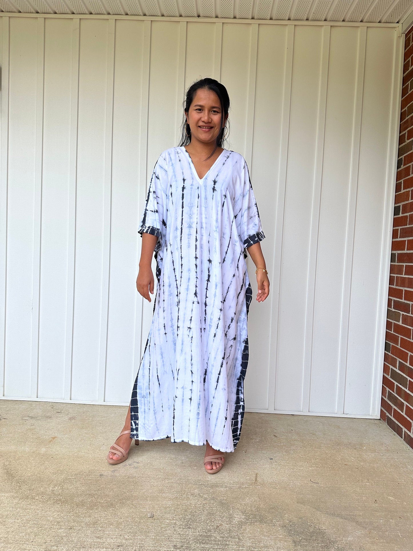 MALA handworks  Nora Kaftan in White and Gray Tie Dye