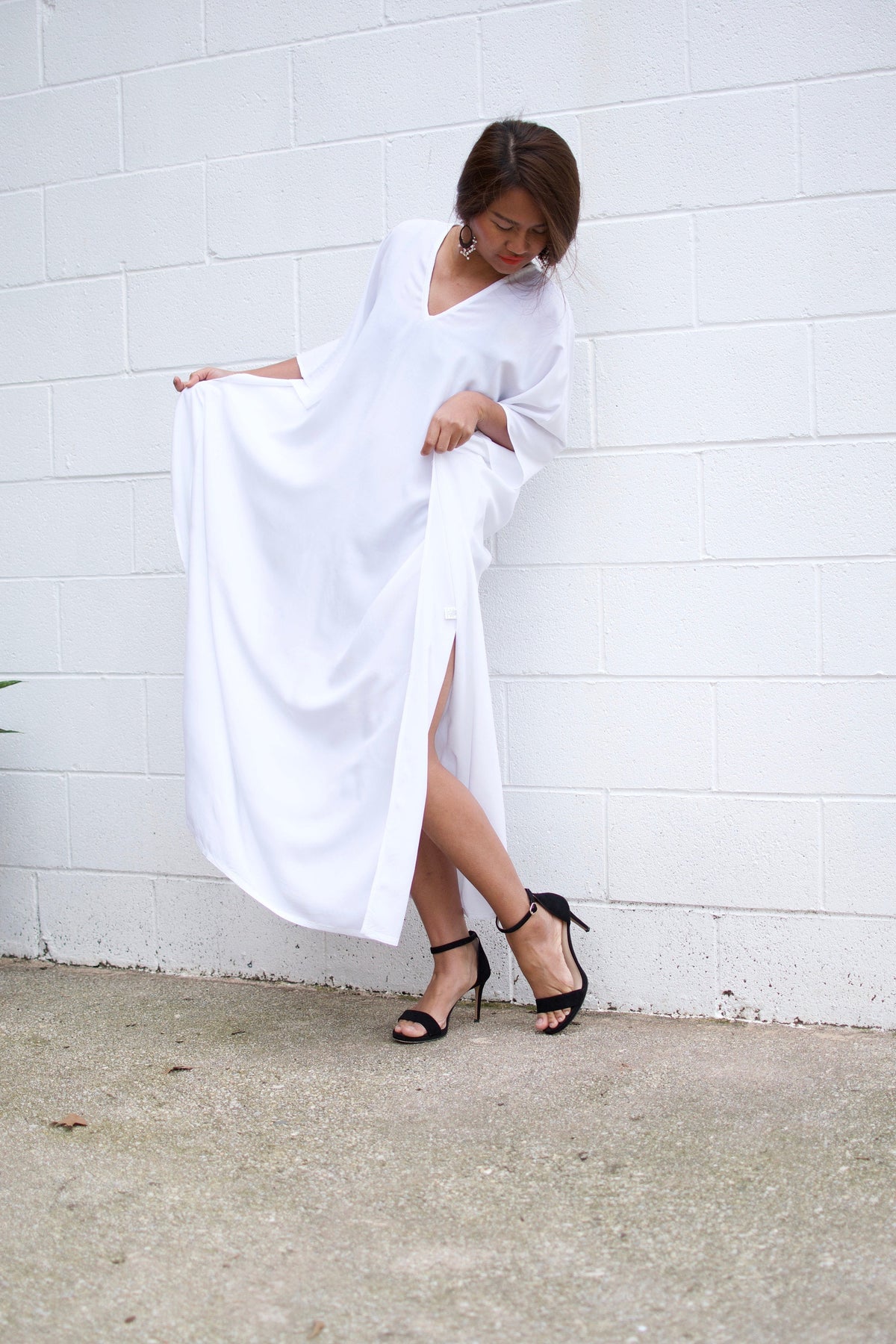 MALA handworks Nora Kaftan in White