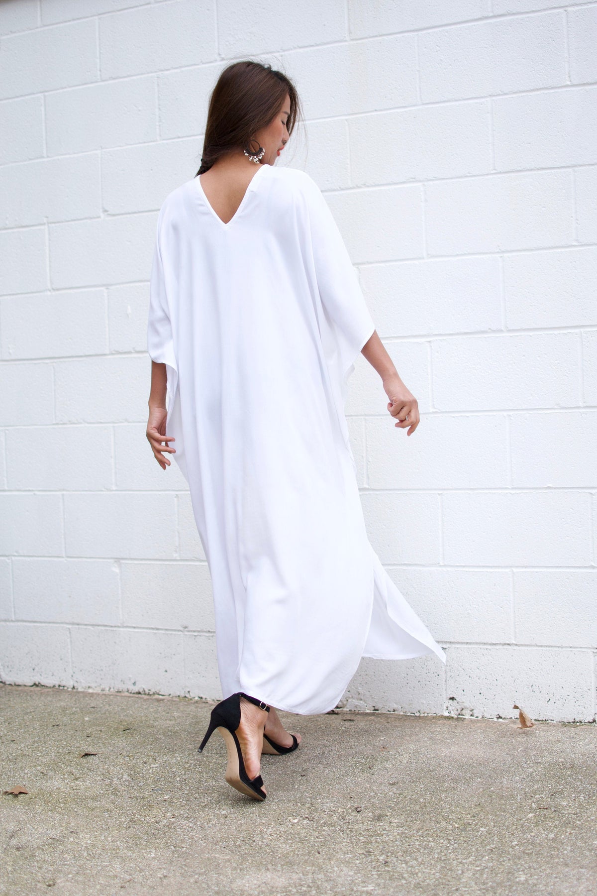 MALA handworks Nora Kaftan in White
