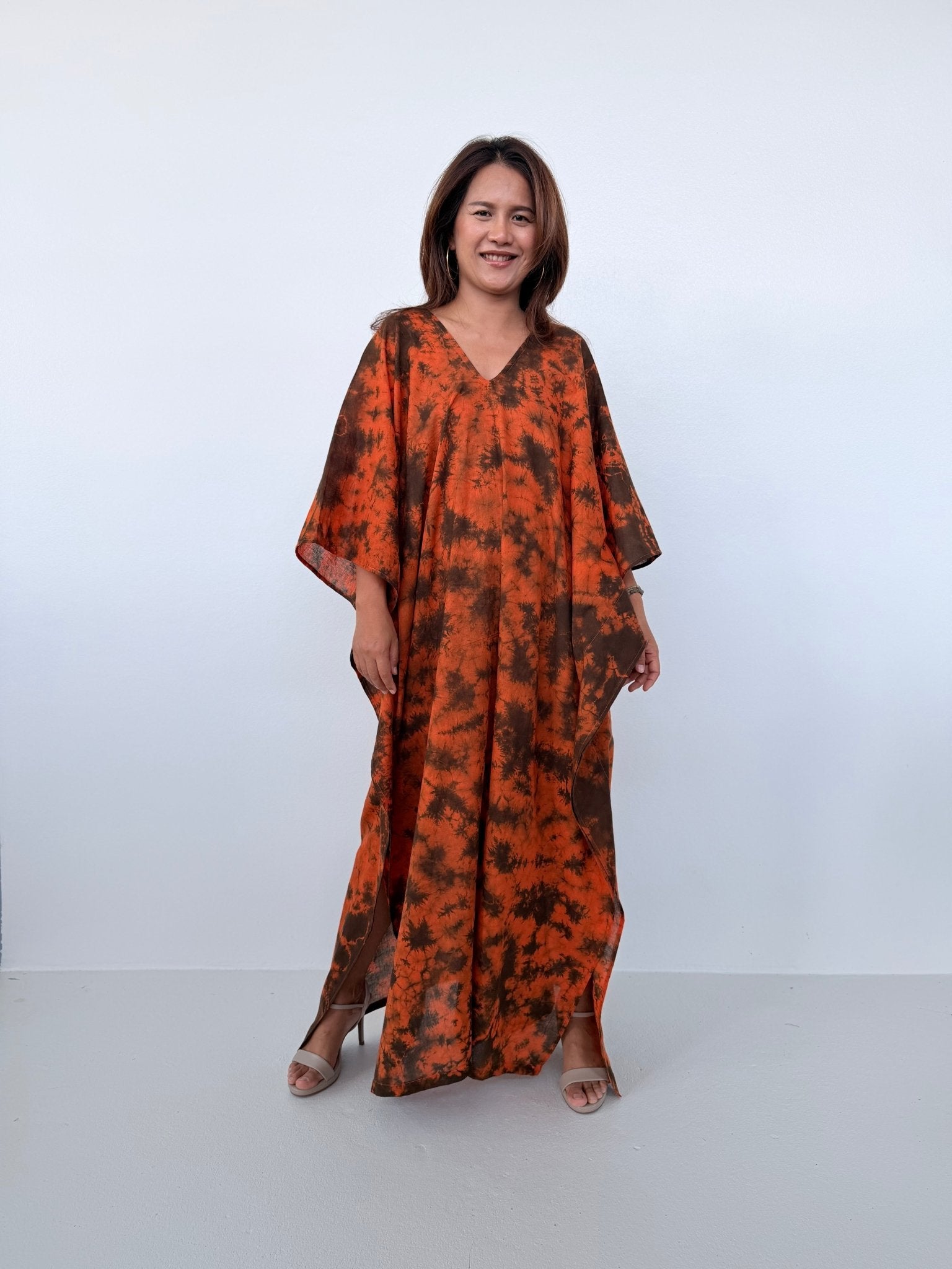 Mala Handworks Olena Cotton Kaftan in Rust Tie Dye