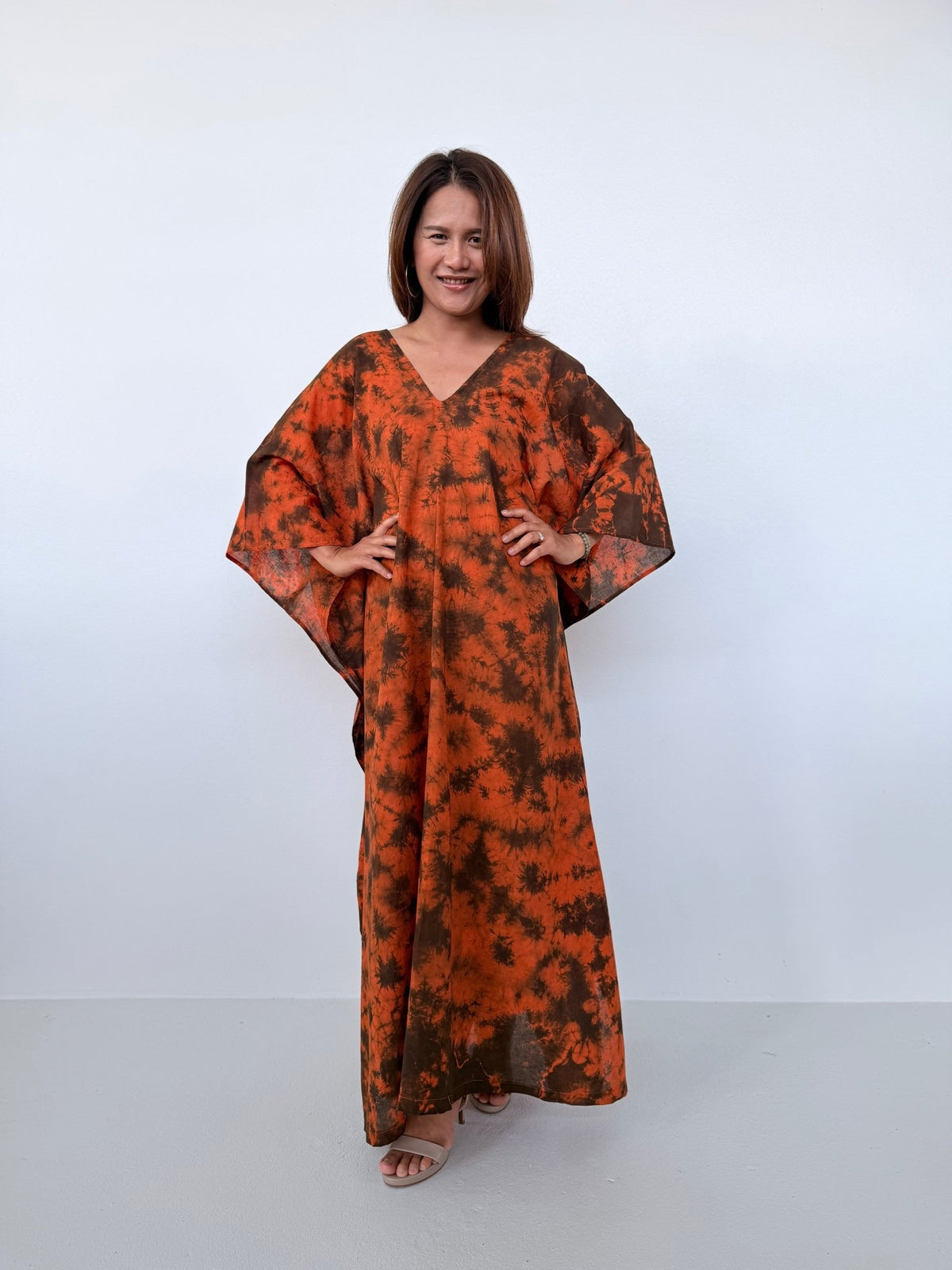 Mala Handworks Olena Cotton Kaftan in Rust Tie Dye