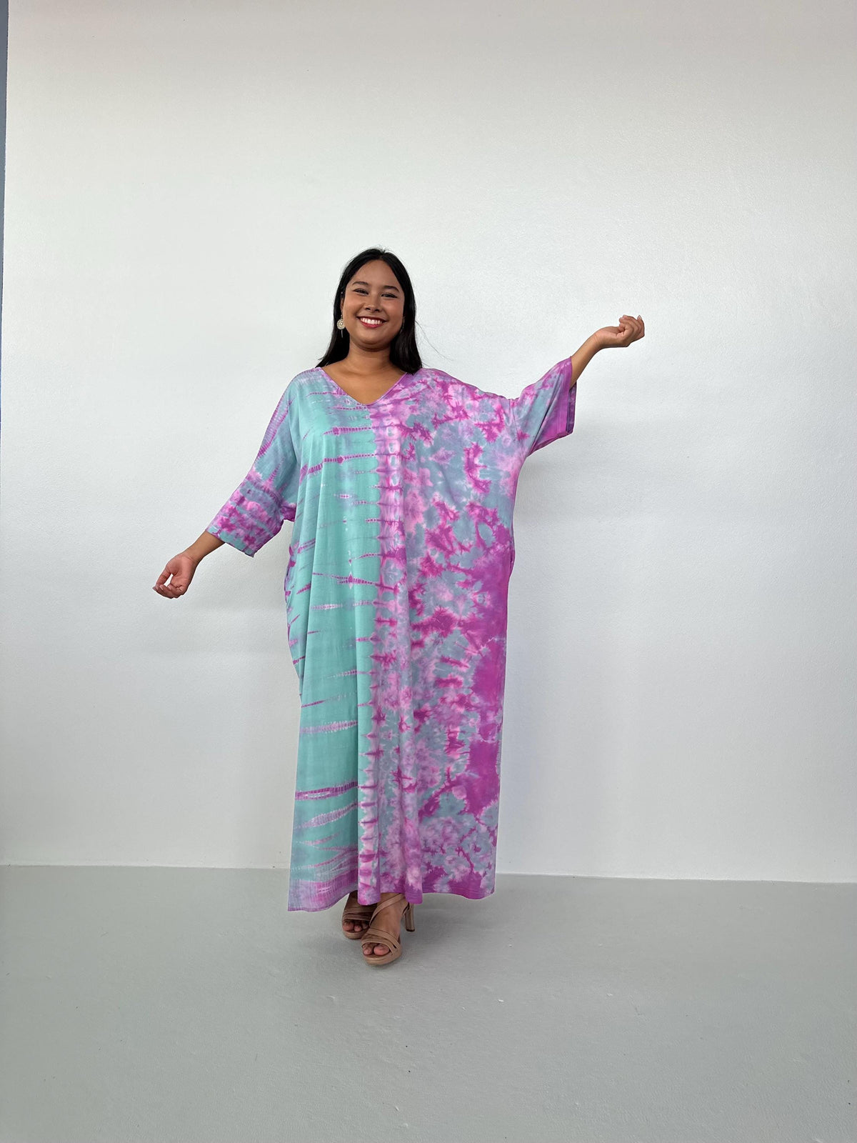 Mala Handworks Olivia Cotton Kaftan in Aqua and Fuchsia Tie Dye