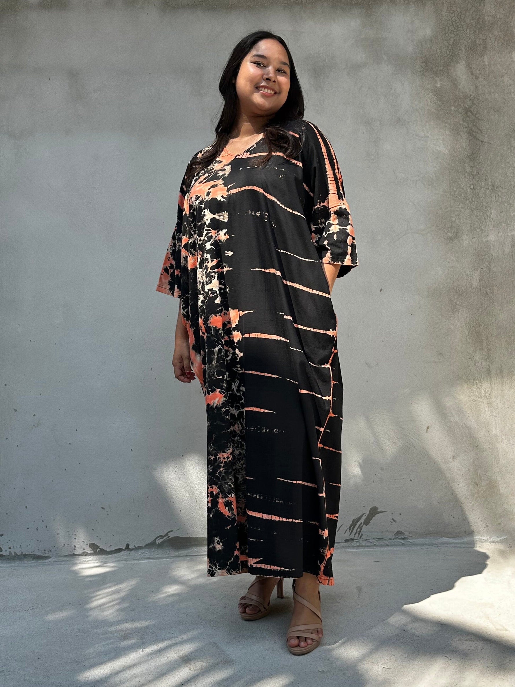 Mala Handworks Olivia Cotton Kaftan in Black and Apricot Tie Dye