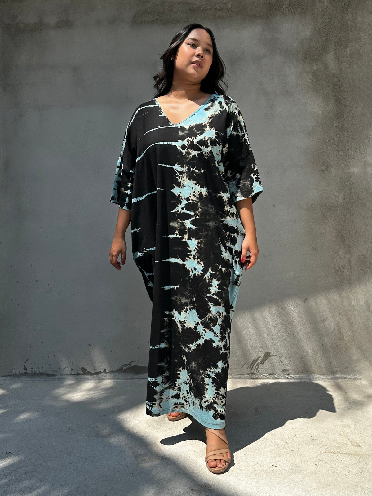 Mala Handworks Olivia Cotton Kaftan in Black and Aqua Tie Dye