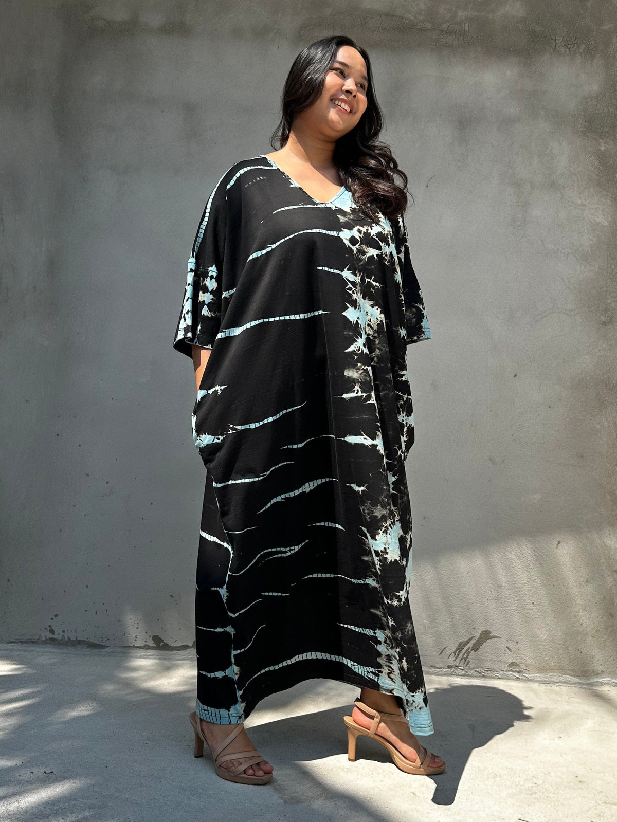 Mala Handworks Olivia Cotton Kaftan in Black and Aqua Tie Dye