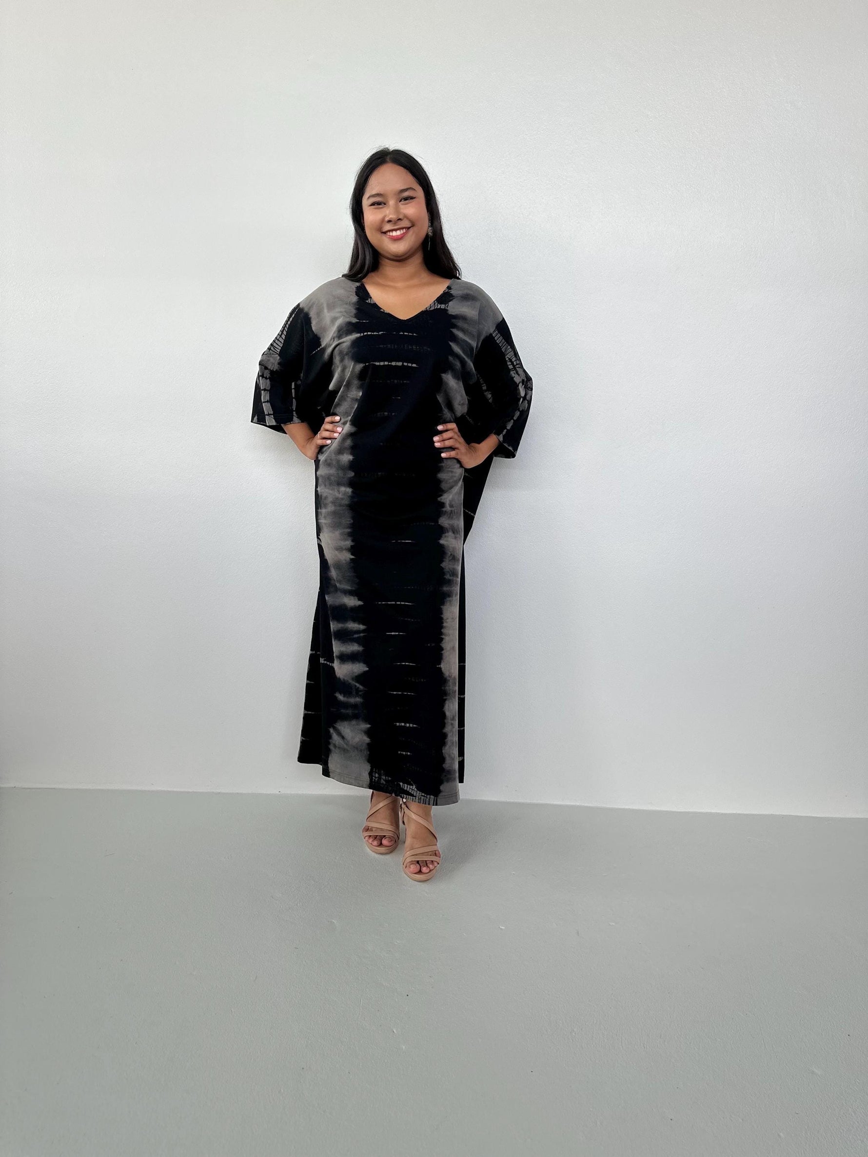 Mala Handworks Olivia Cotton Kaftan in Black and Gray Tie Dye