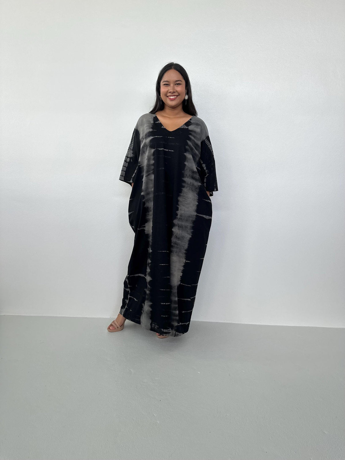 Mala Handworks Olivia Cotton Kaftan in Black and Gray Tie Dye