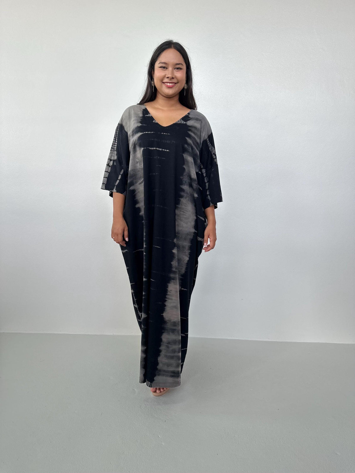 Mala Handworks Olivia Cotton Kaftan in Black and Gray Tie Dye