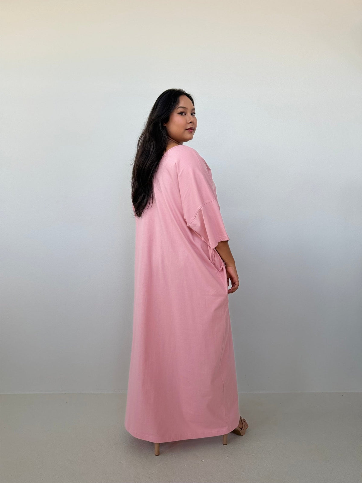 Mala Handworks Olivia Cotton Kaftan in Bubblegum