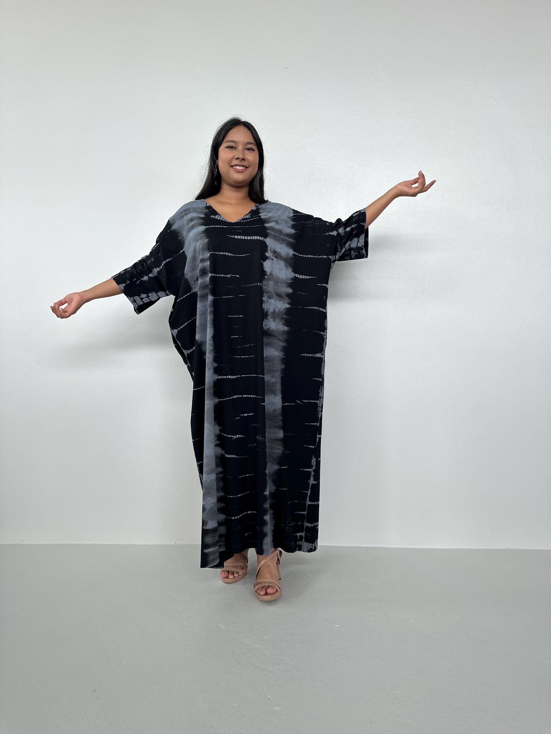 Mala Handworks Olivia Cotton Kaftan in Gray and Black Tie Dye