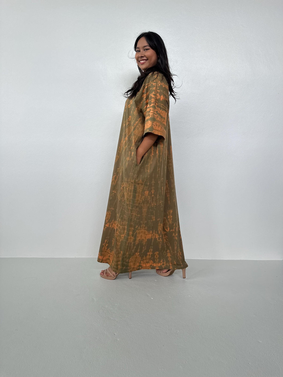 Mala Handworks Olivia Cotton Kaftan in Olive Tie Dye