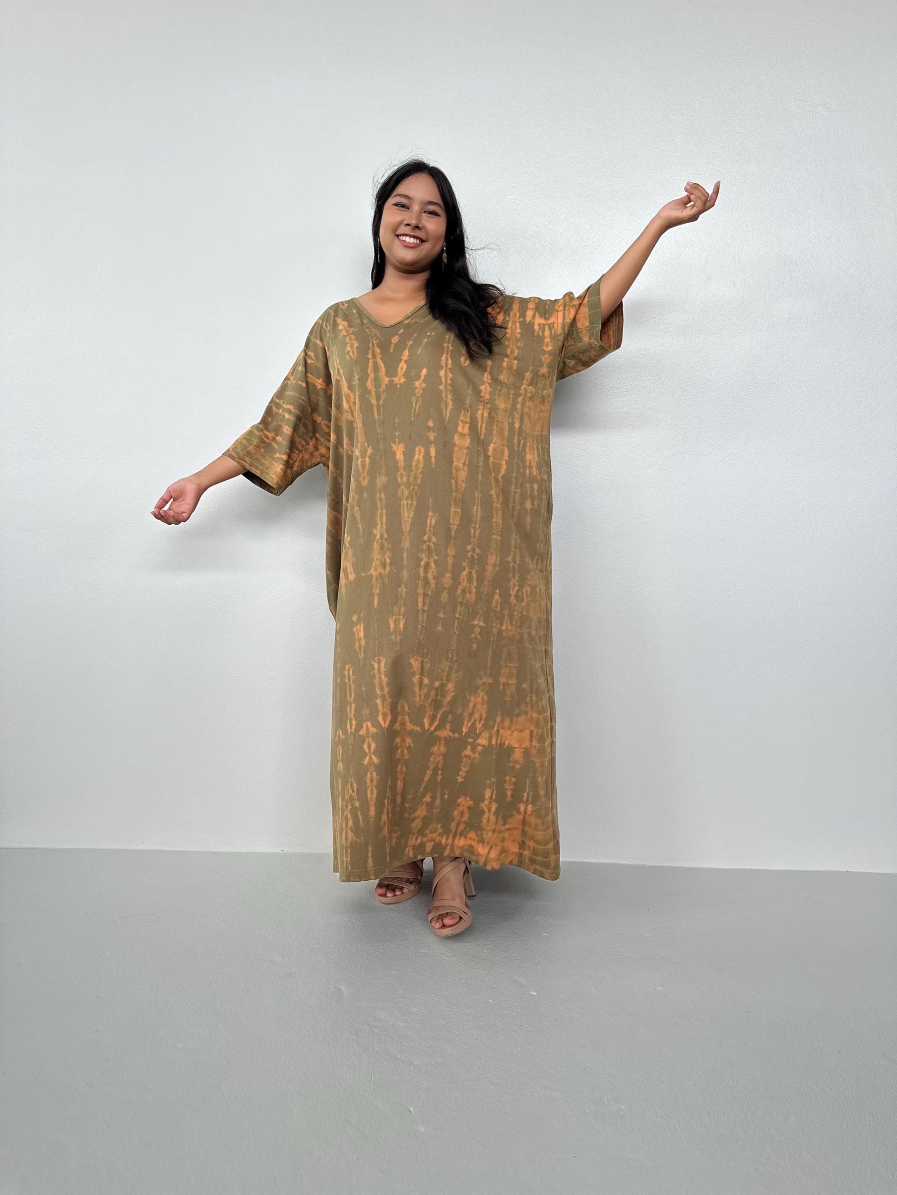 Mala Handworks Olivia Cotton Kaftan in Olive Tie Dye