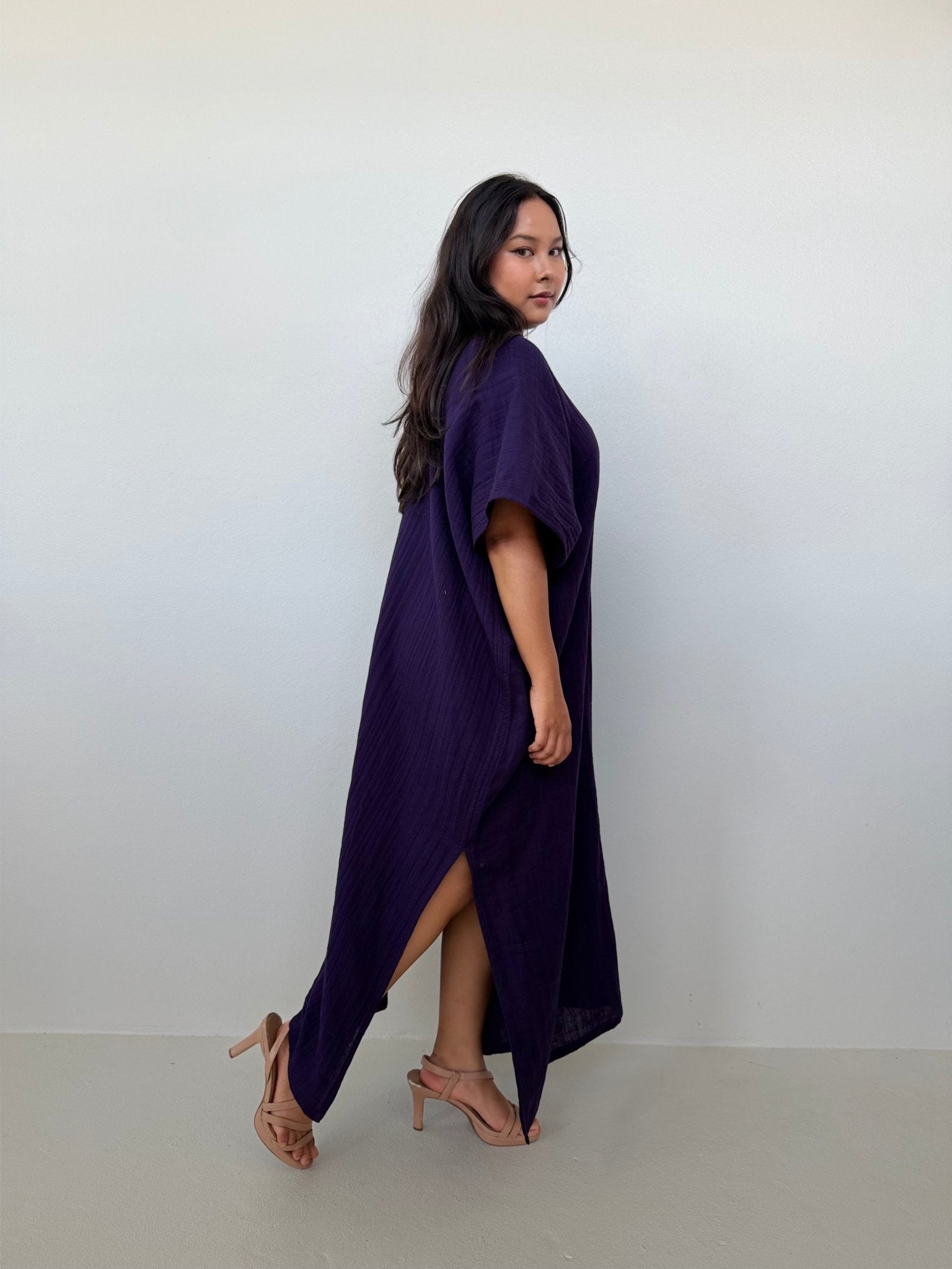 Mala Handworks Grace Cotton Kaftan in Blackberry