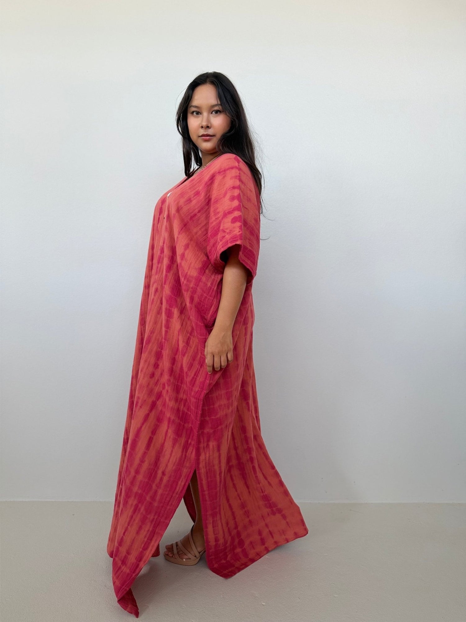 Mala Handworks Grace Cotton Kaftan in Raspberry Tie Dye