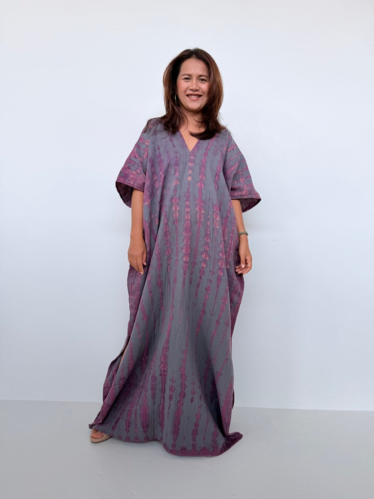 Penelope Double Gauze Cotton Kaftan in Fossil with Violet Tie Dye - Mala Handworks